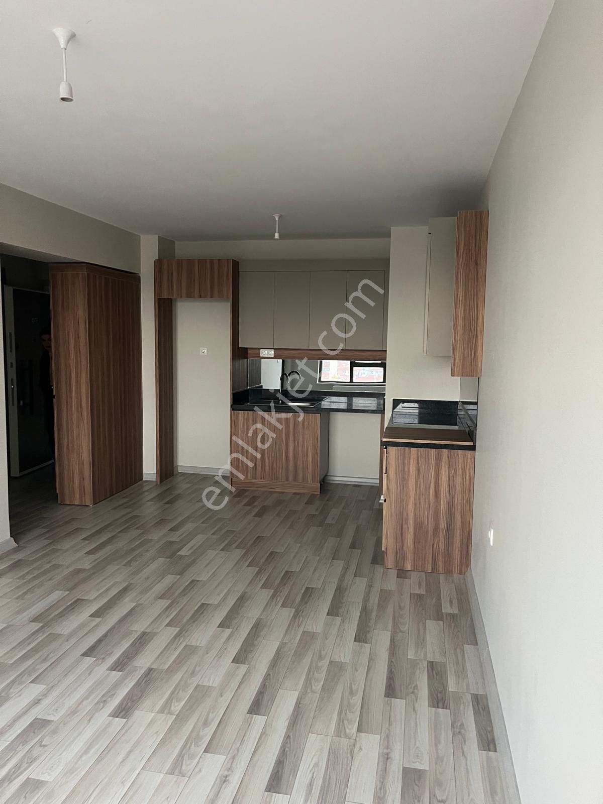 Eryaman Yeşilova Lokasyonda Ofis Veya Konut Olabilir Kiralık 2+1 Daire - Görsel 5