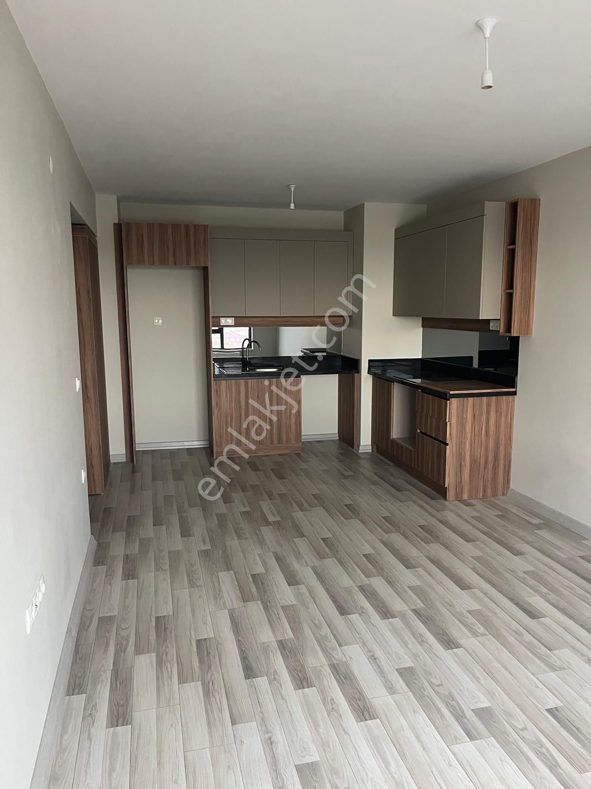 Eryaman Yeşilova Lokasyonda Ofis Veya Konut Olabilir Kiralık 2+1 Daire - Görsel 4