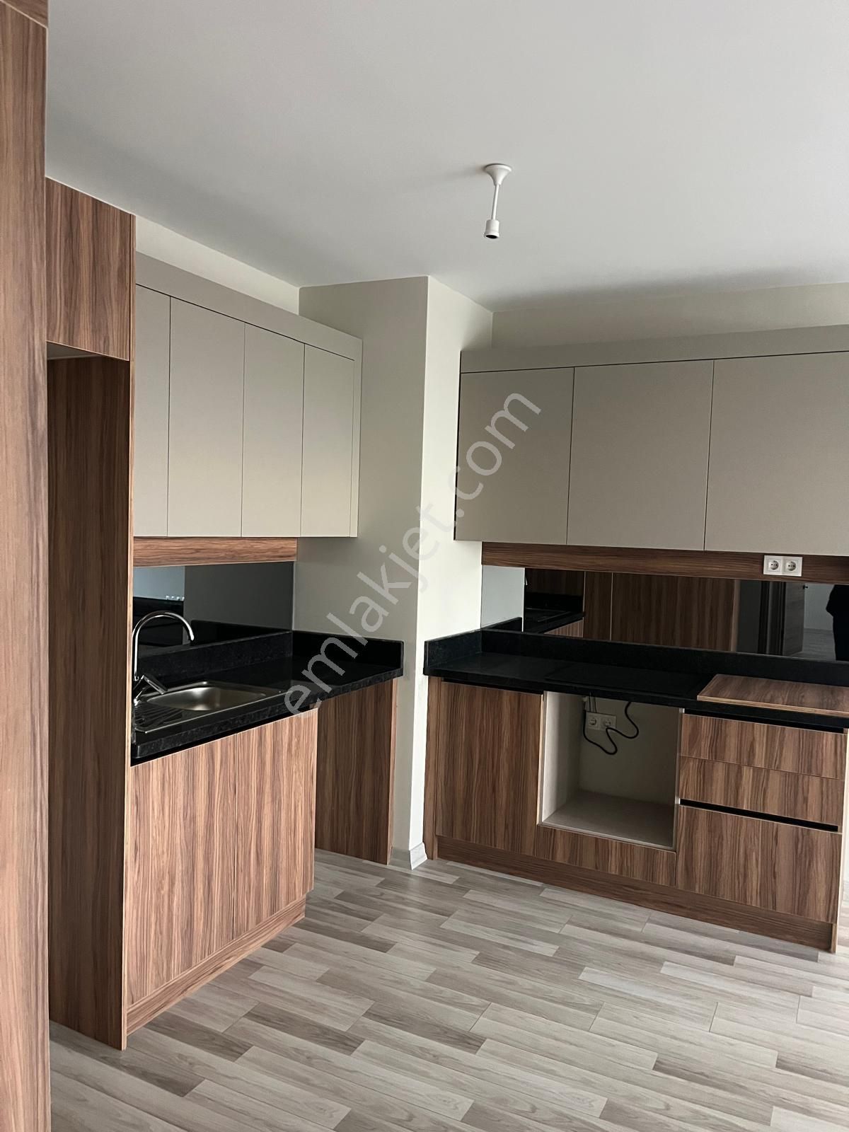 Eryaman Yeşilova Lokasyonda Ofis Veya Konut Olabilir Kiralık 2+1 Daire - Görsel 6