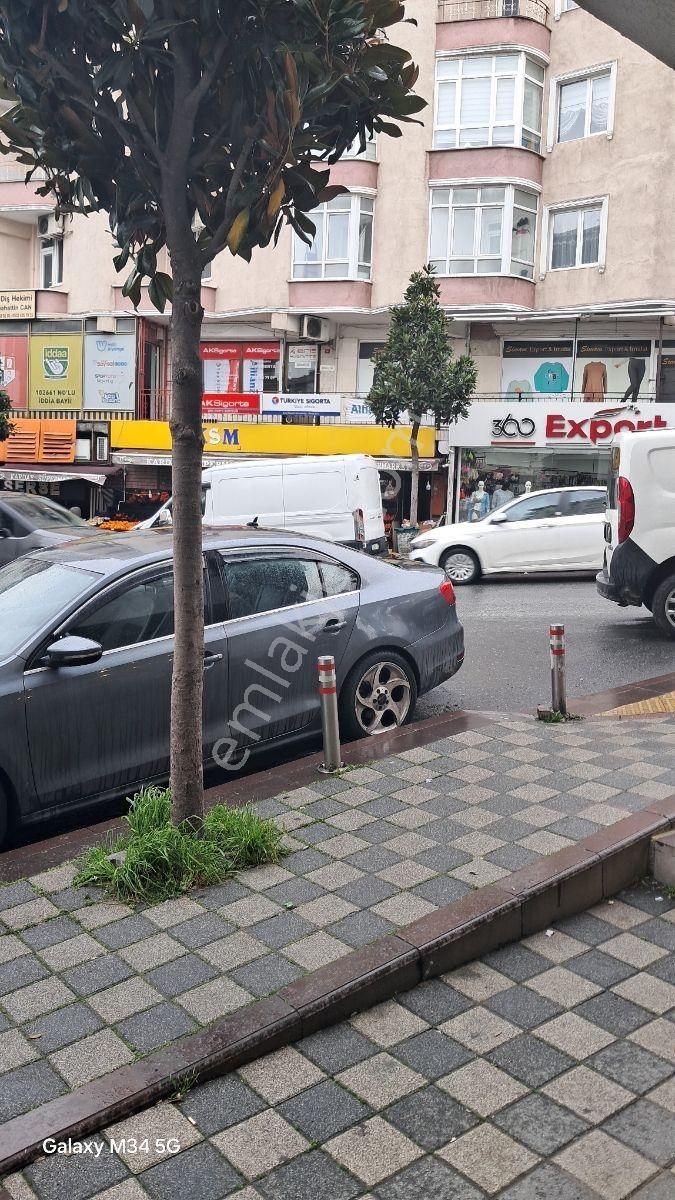 Güngören'de Ana Caddeye Cepheli Köşe Dükkan - Görsel 22