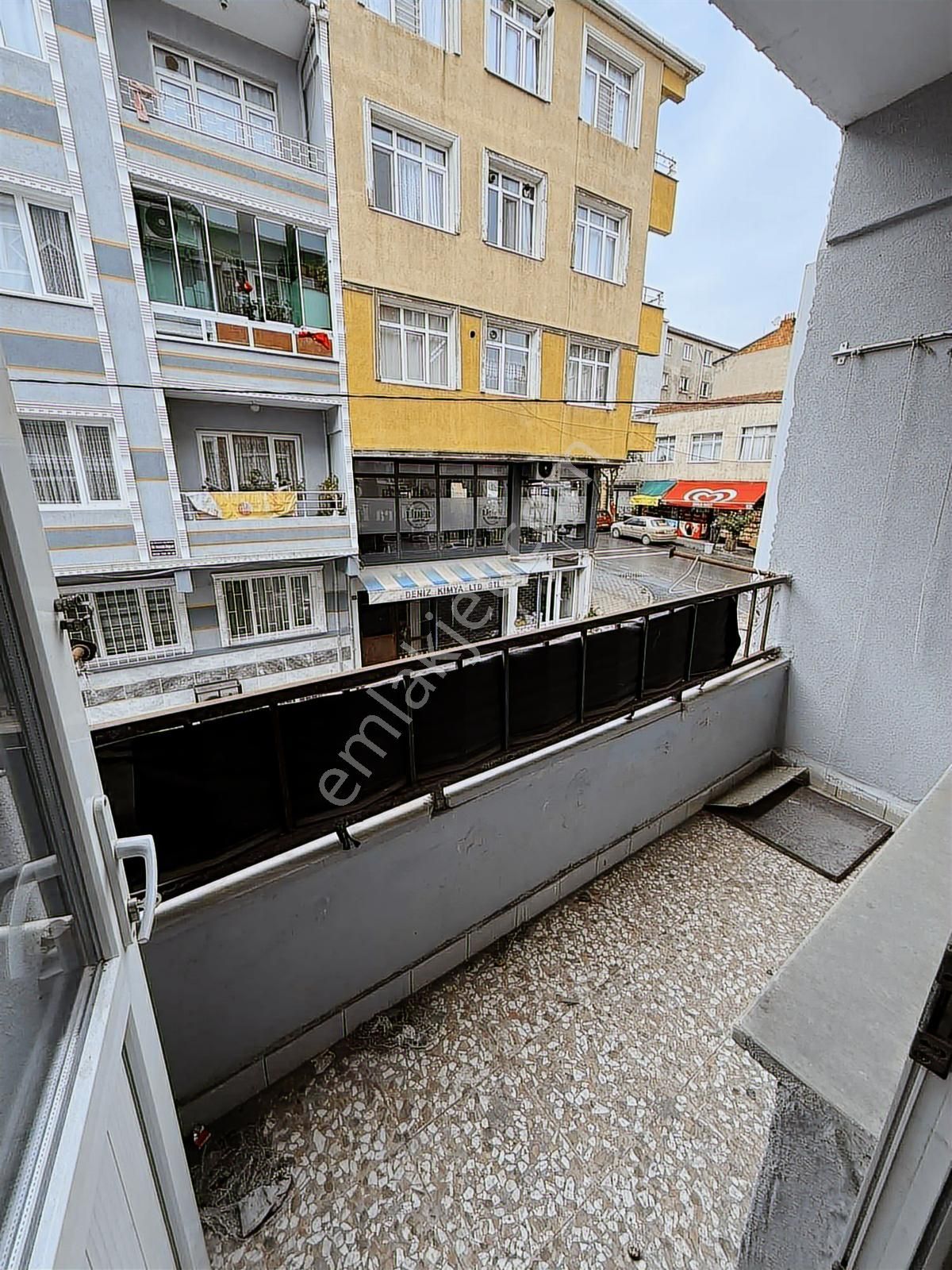Gaziosmanpaşa Şemsipaşa Mahallesinde Satılık 2+1 Çift Balkon - Görsel 11