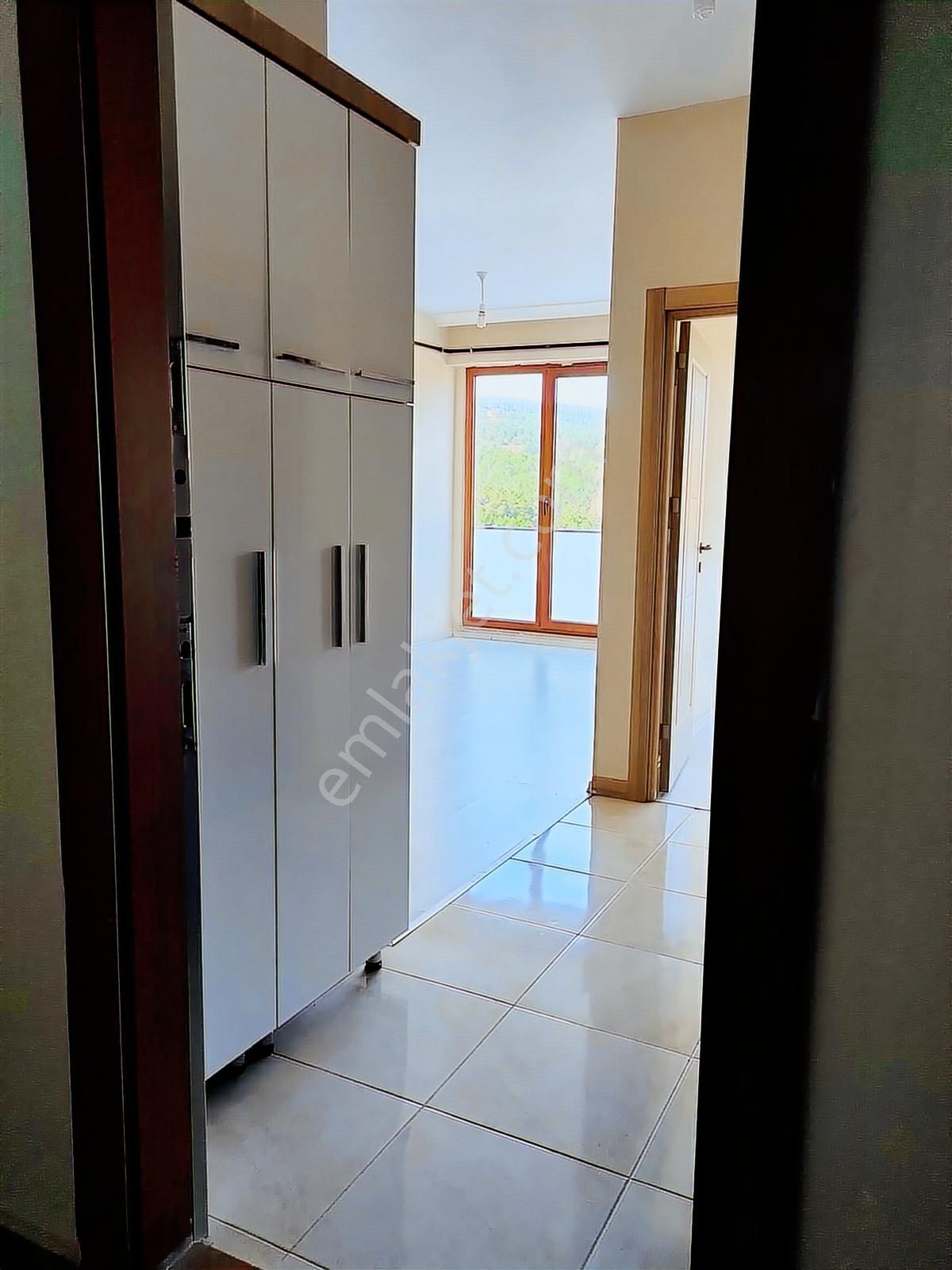 Velibaba Mah Site İçerisinde Lüx Arakat Ferah 1+1 Daire - Görsel 11
