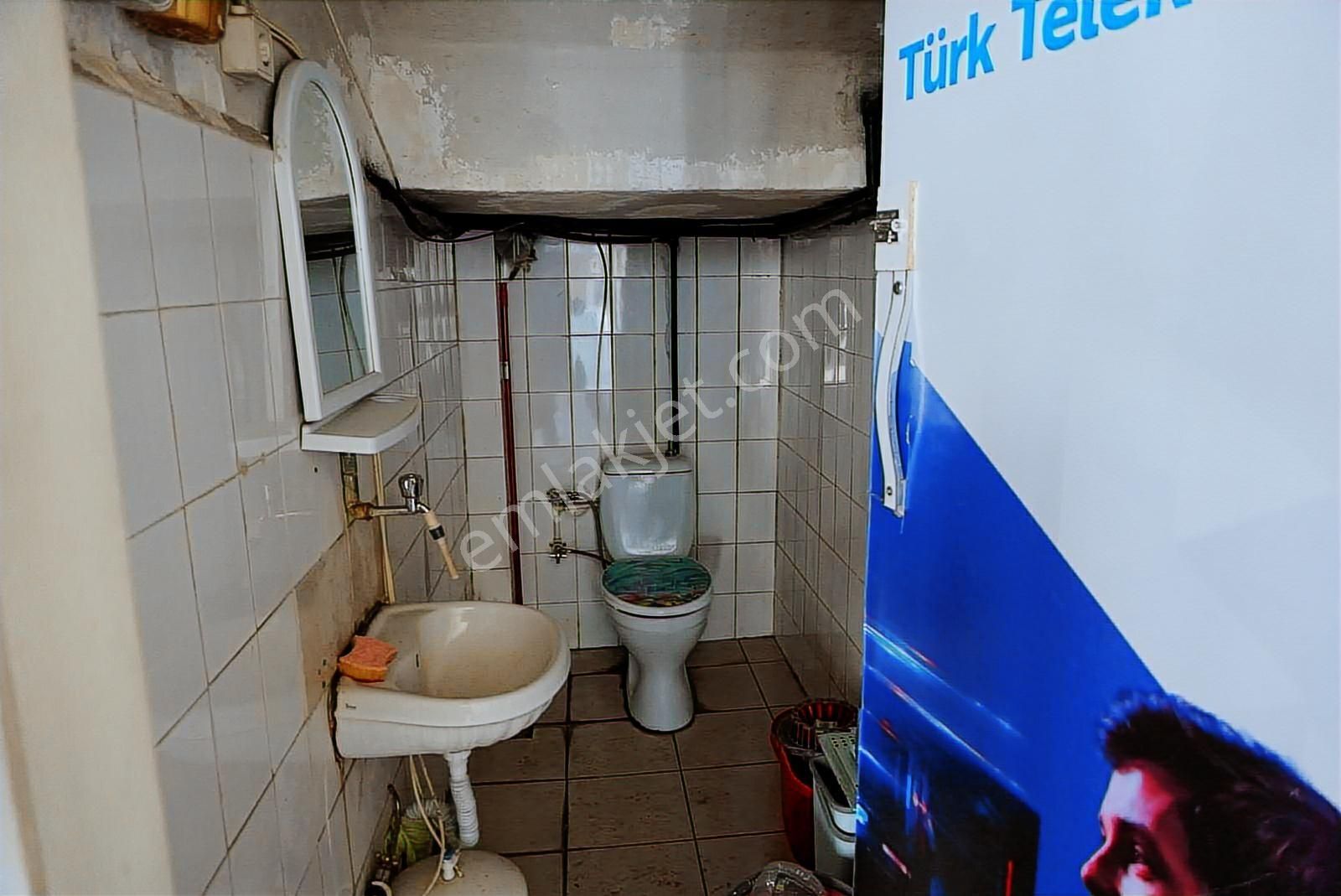 Bağcılar Yüzyıl Mahallesi Barbaros Caddesi Üzerinde Kiralık Dükk - Görsel 7