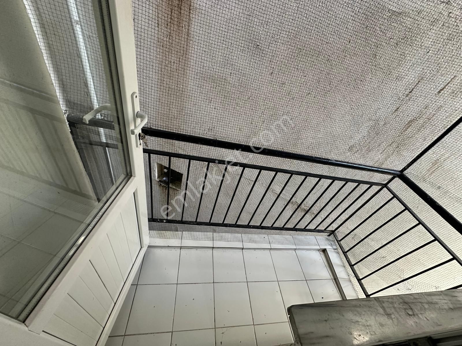 Heykel İbrahimpaşa'da Boyalı Masrafsız 3+1 Kiralık Daire - Görsel 18