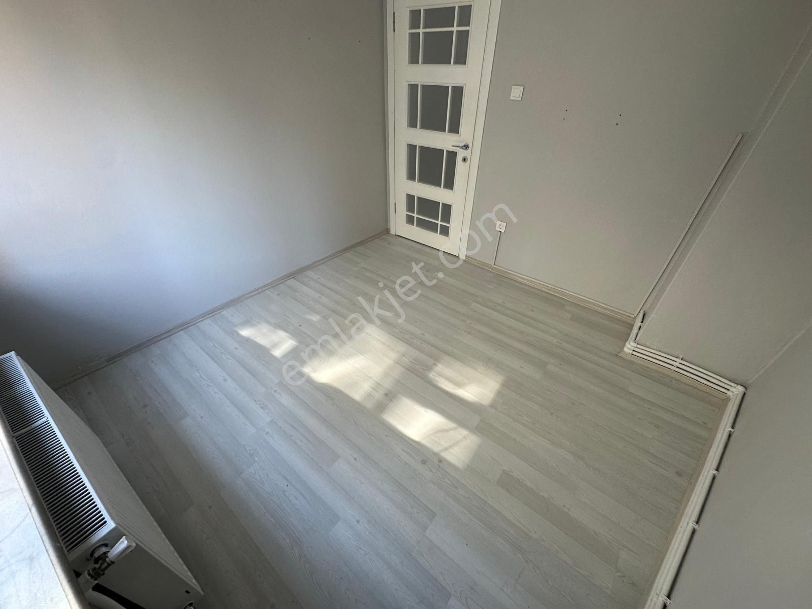 Heykel İbrahimpaşa'da Boyalı Masrafsız 3+1 Kiralık Daire - Görsel 22