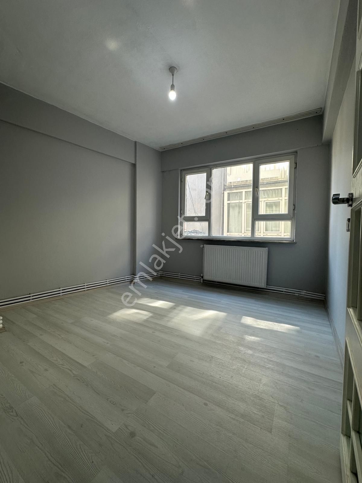 Heykel İbrahimpaşa'da Boyalı Masrafsız 3+1 Kiralık Daire - Görsel 20