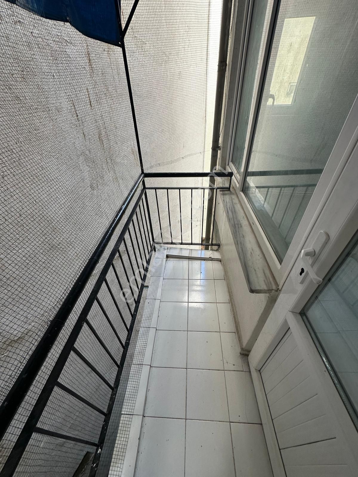 Heykel İbrahimpaşa'da Boyalı Masrafsız 3+1 Kiralık Daire - Görsel 17