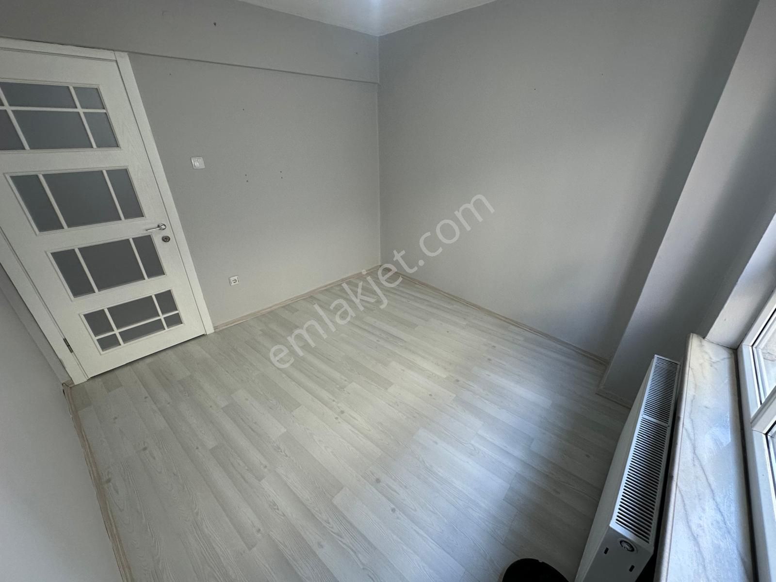 Heykel İbrahimpaşa'da Boyalı Masrafsız 3+1 Kiralık Daire - Görsel 31