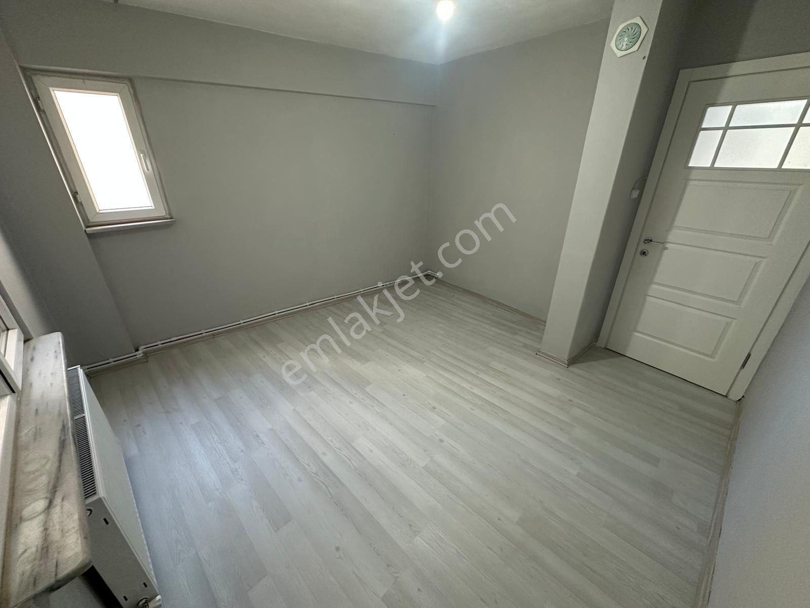 Heykel İbrahimpaşa'da Boyalı Masrafsız 3+1 Kiralık Daire - Görsel 16