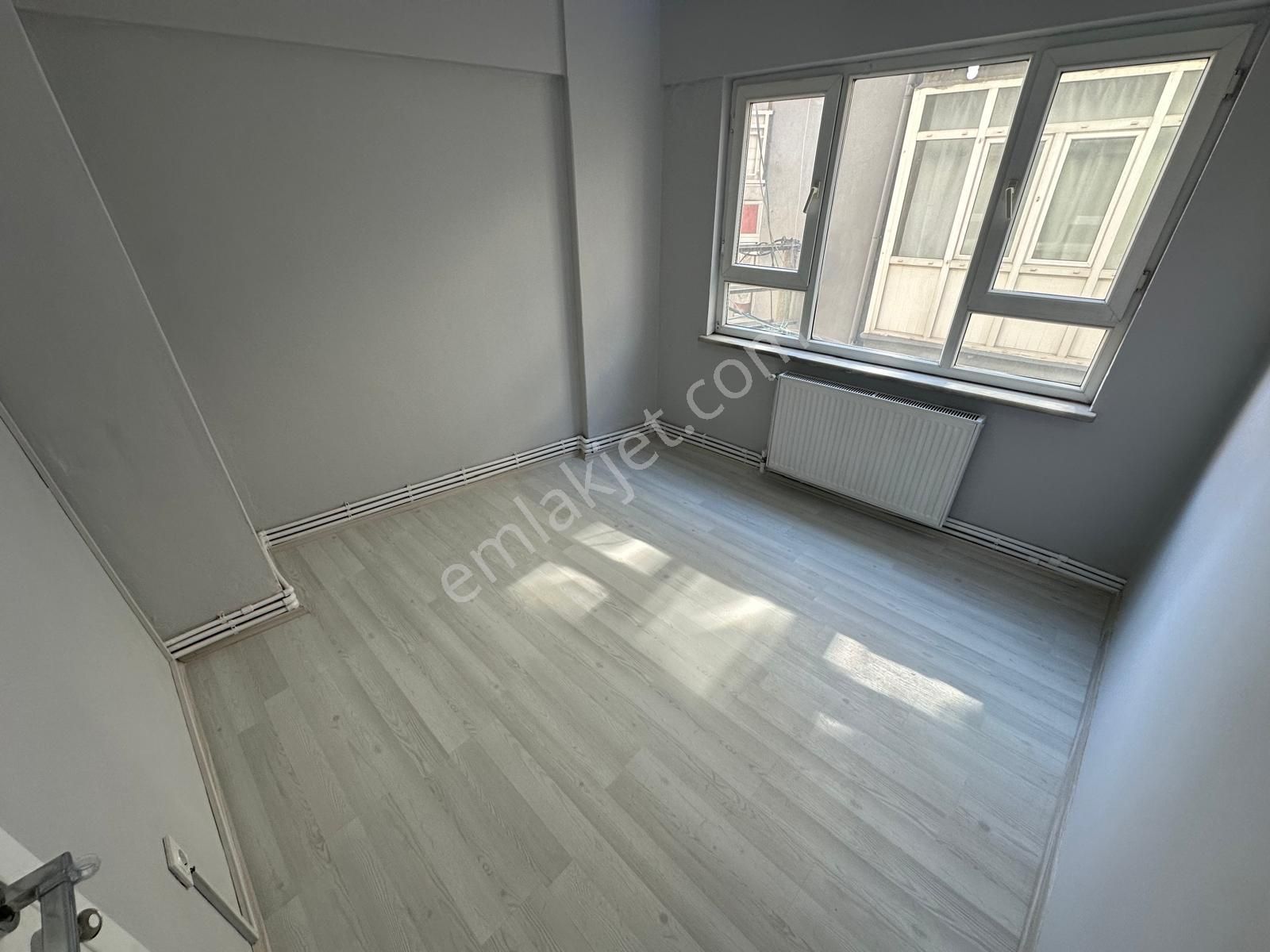 Heykel İbrahimpaşa'da Boyalı Masrafsız 3+1 Kiralık Daire - Görsel 23