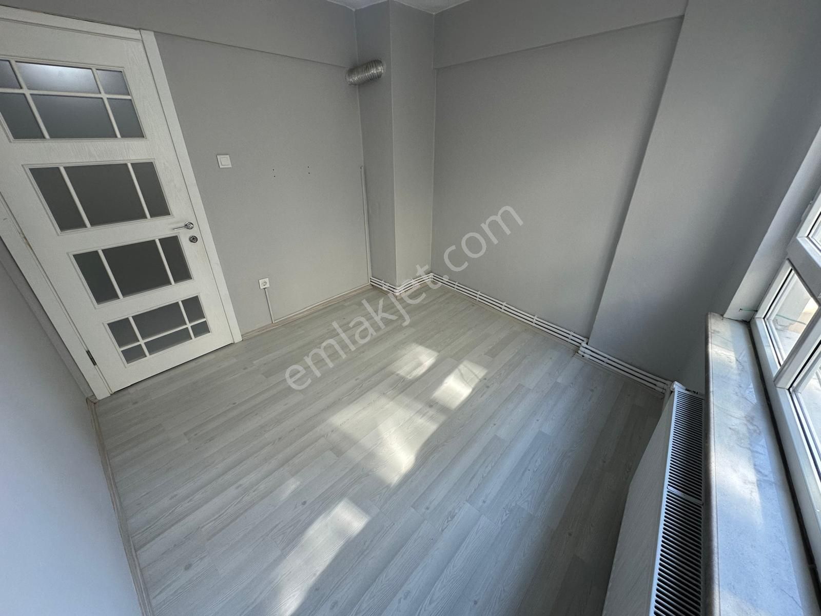 Heykel İbrahimpaşa'da Boyalı Masrafsız 3+1 Kiralık Daire - Görsel 21