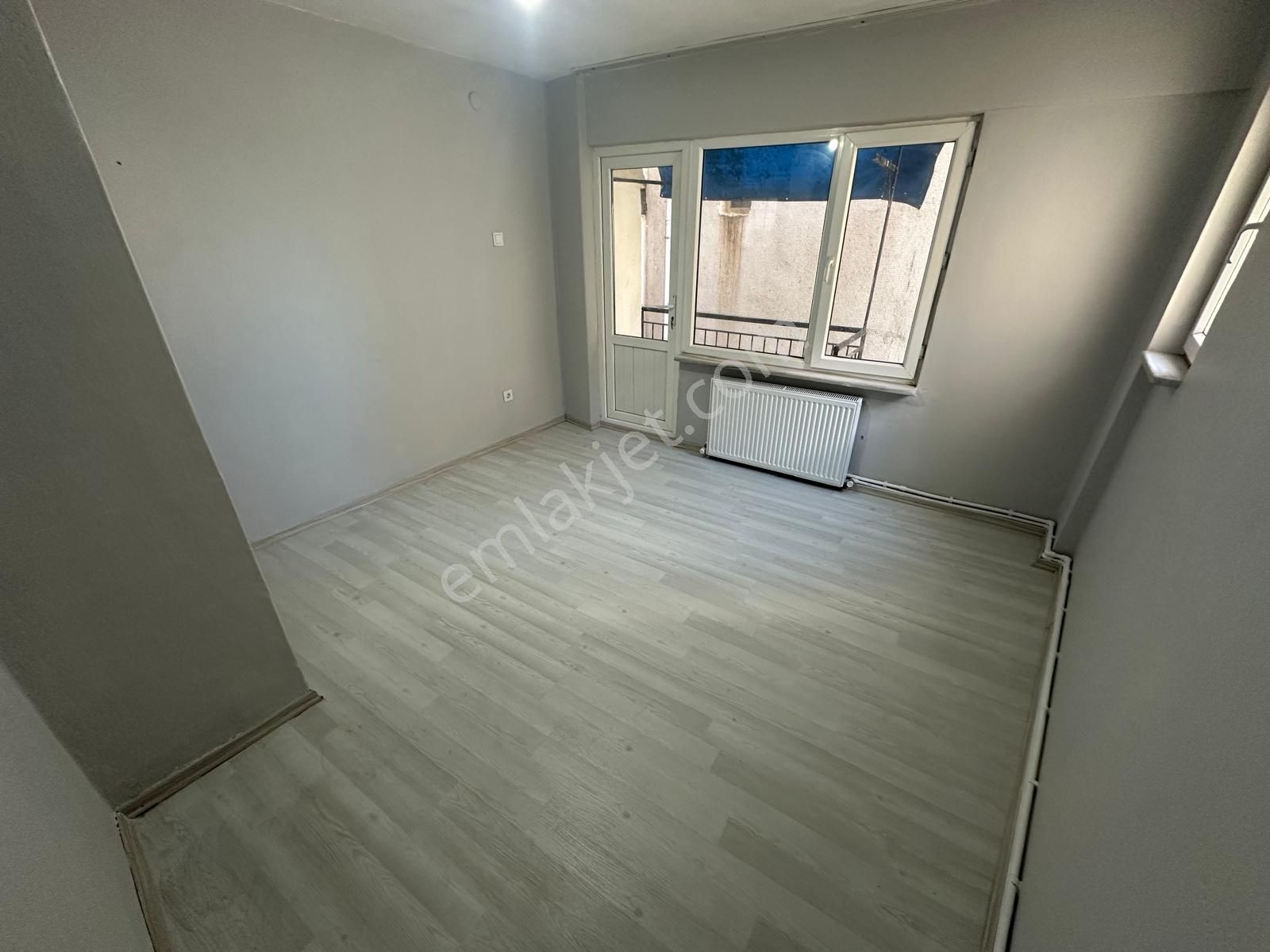 Heykel İbrahimpaşa'da Boyalı Masrafsız 3+1 Kiralık Daire - Görsel 14