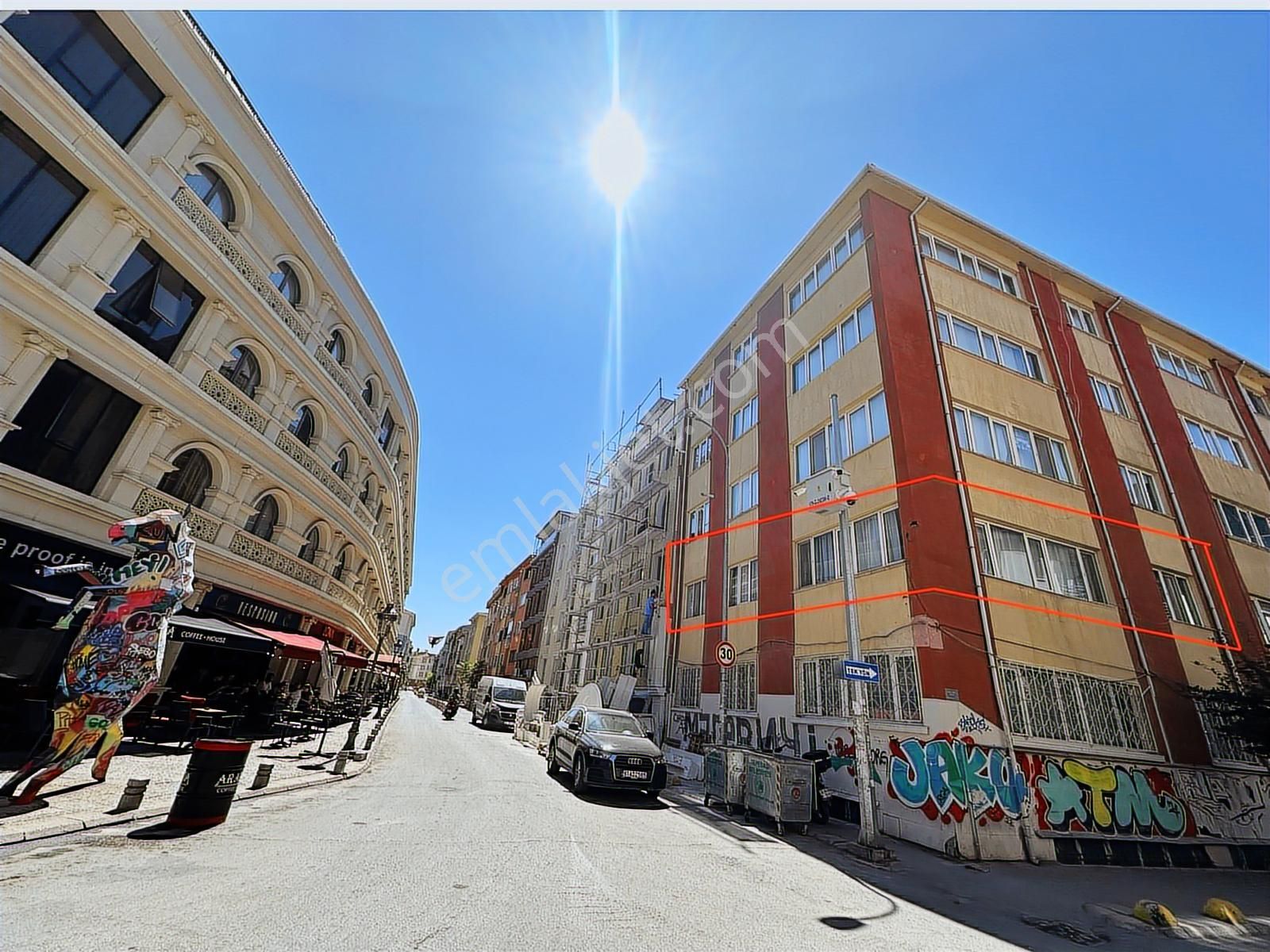 Balkan Gündüz'den Collesium'un Yanında Satılık 3+1 Daire K-027