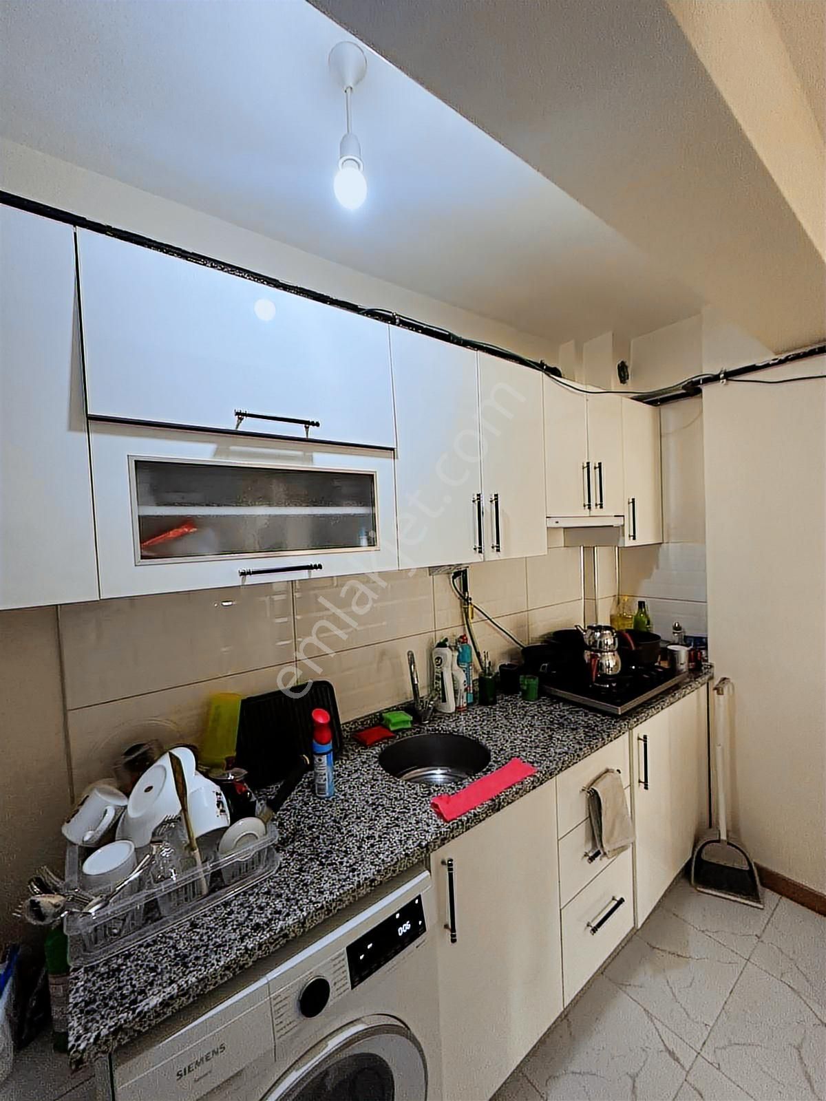 Sütlüce Mahallesinde Satılık Kiracılı 1+1 Daire - Görsel 3