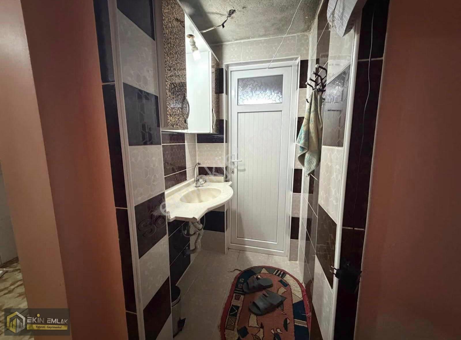Karatay Saraçoğlu Mah. 3 Katlı Doğalgazlı Müstakil Ev - Görsel 29