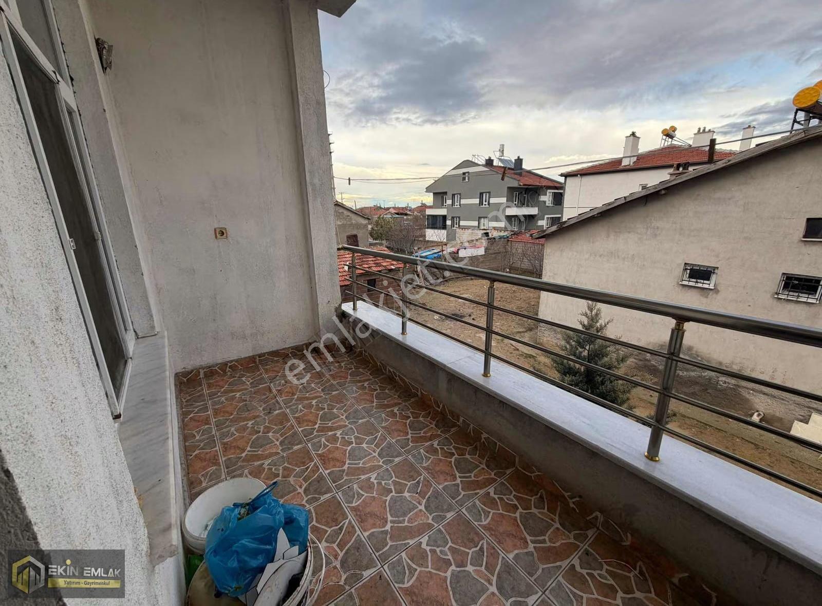 Karatay Saraçoğlu Mah. 3 Katlı Doğalgazlı Müstakil Ev - Görsel 27