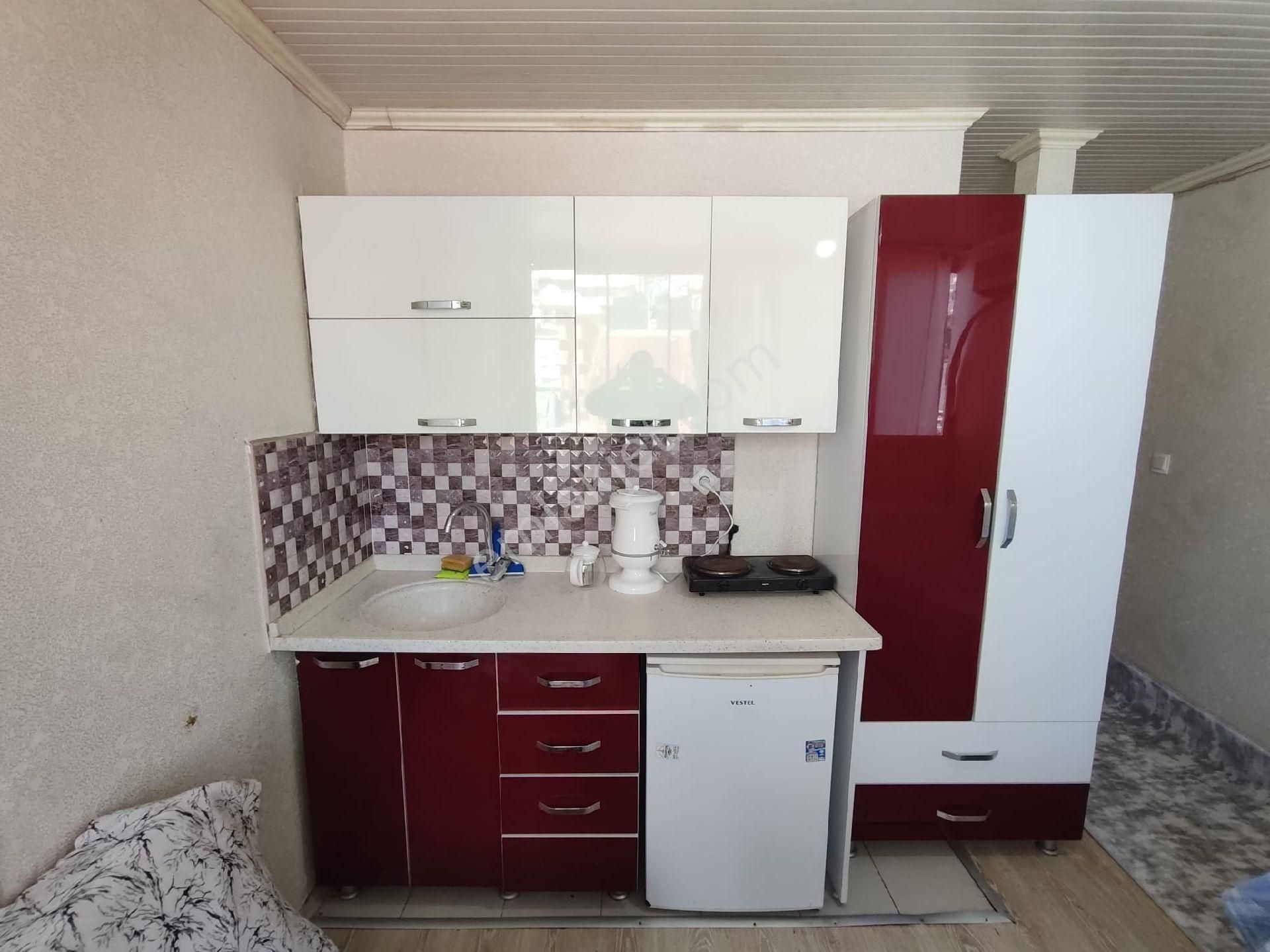 Beyaz Evler Mahallesi Eşyalı Daire 1+0 - Görsel 7