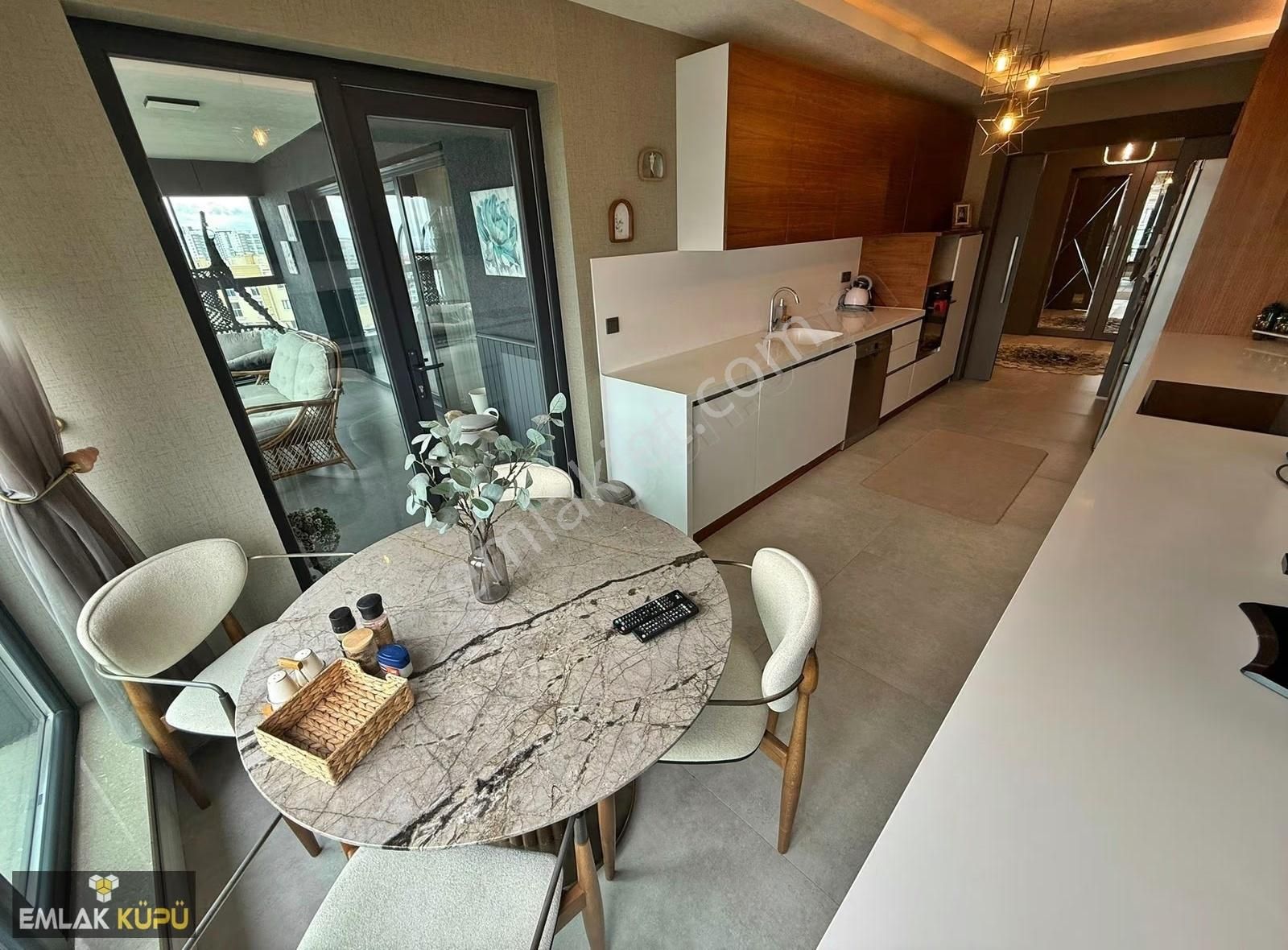 Leda Life Sitesi'nde Satılk 4+1 Şehir Manzralı Lüks Yapıda Daire - Görsel 9