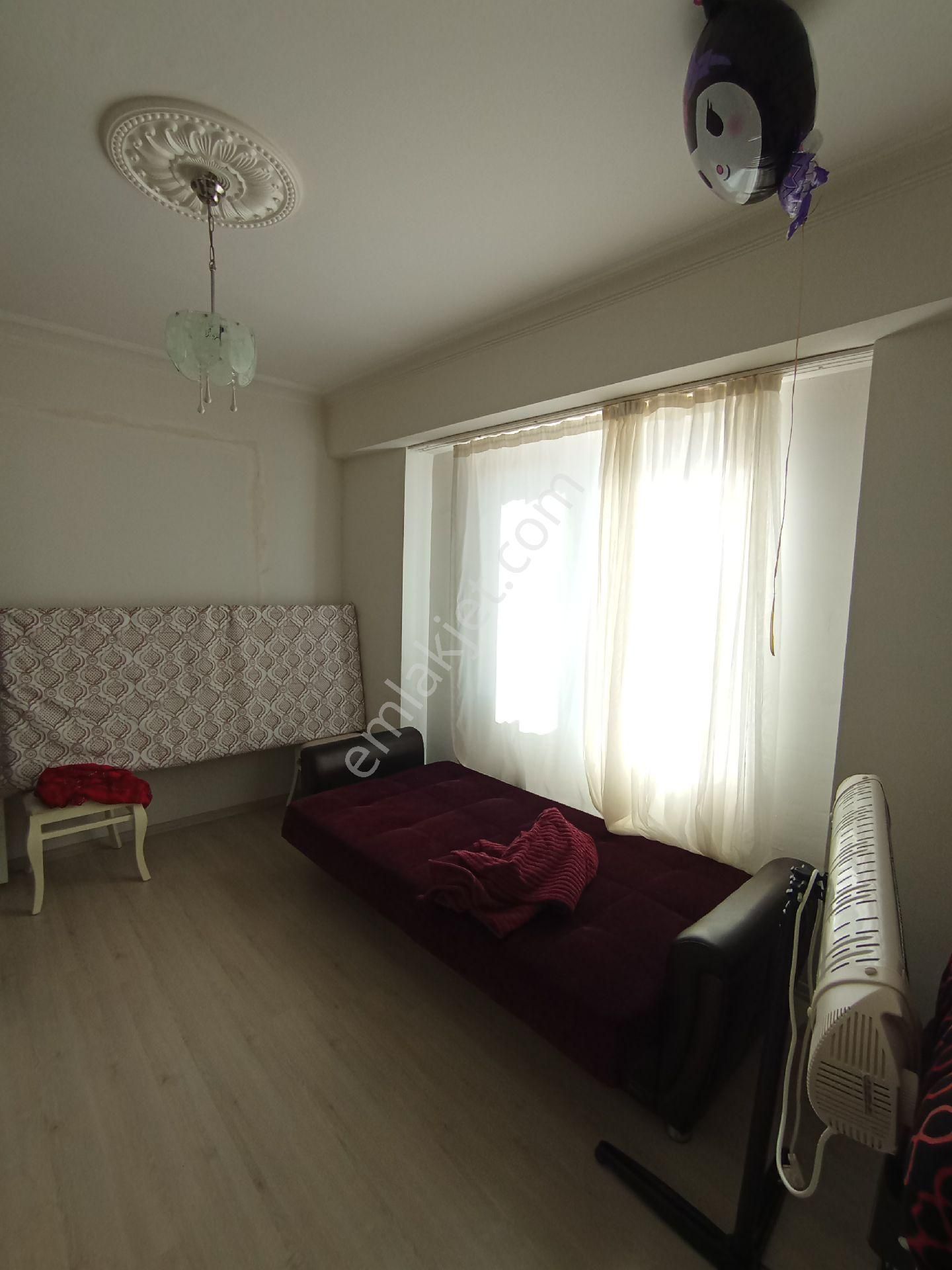 Batikent 3+1 170 Metre Kare Ebebeyin Banyolu Giyinme Odalı - Görsel 3