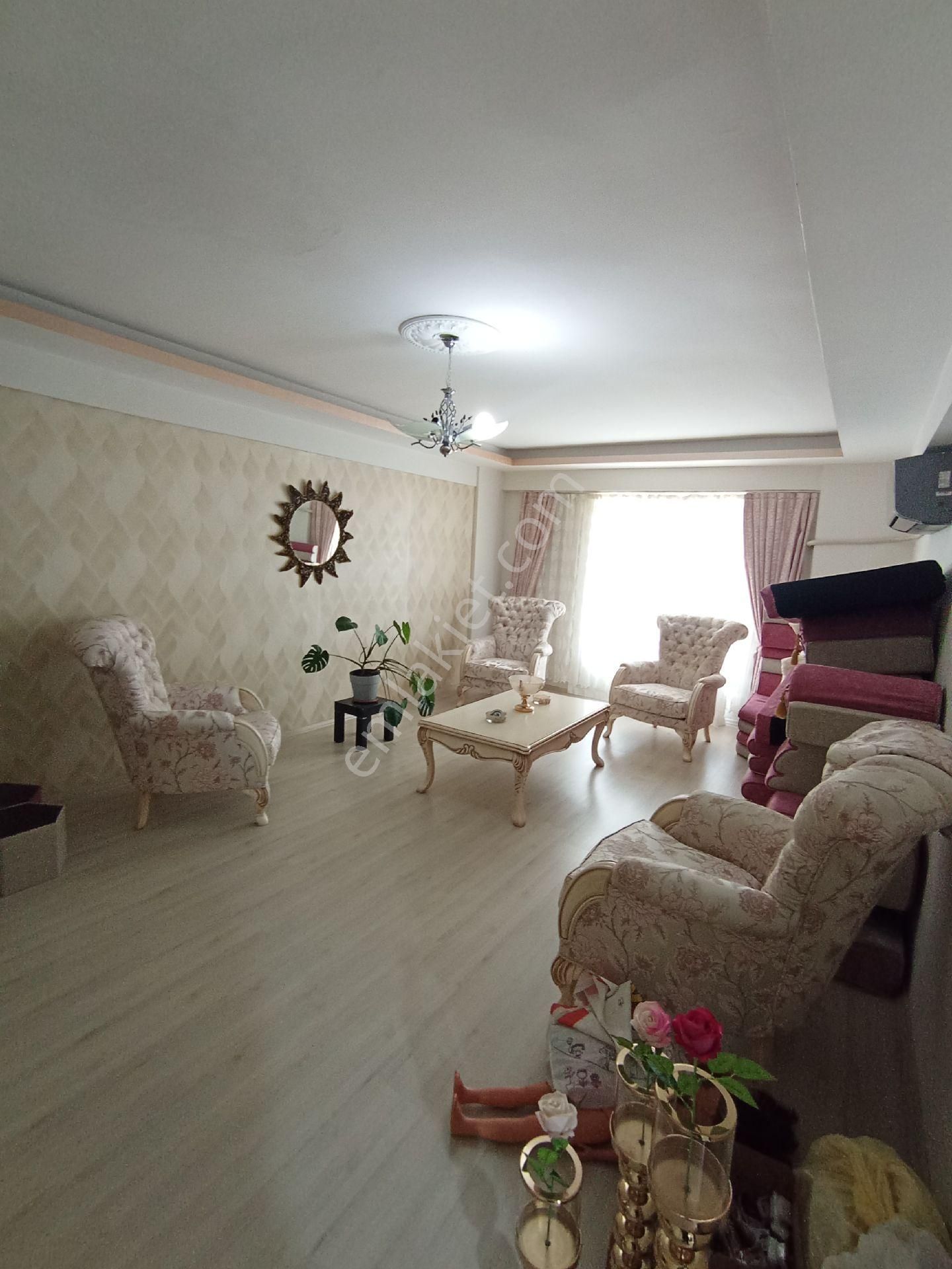 Batikent 3+1 170 Metre Kare Ebebeyin Banyolu Giyinme Odalı - Görsel 13