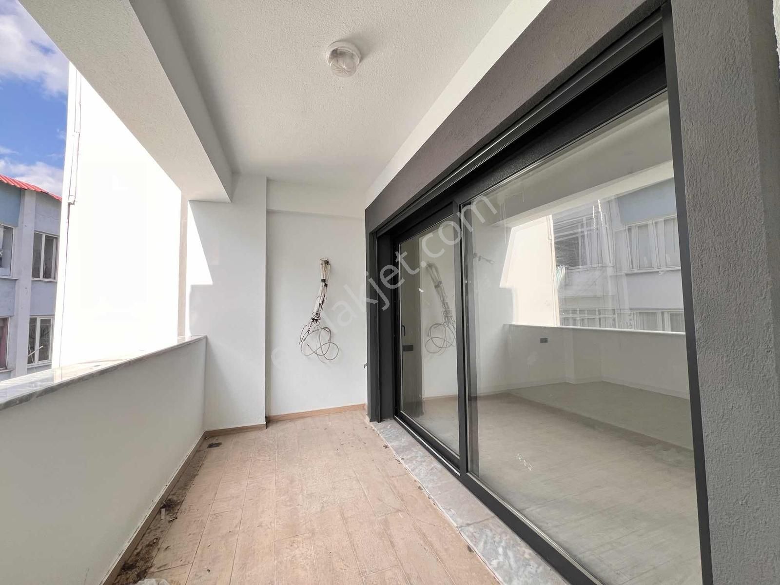 Marmaris Tepe Mahallesi'nde Satılık Asansörlü Sıfır 2+1 Daire - Görsel 17