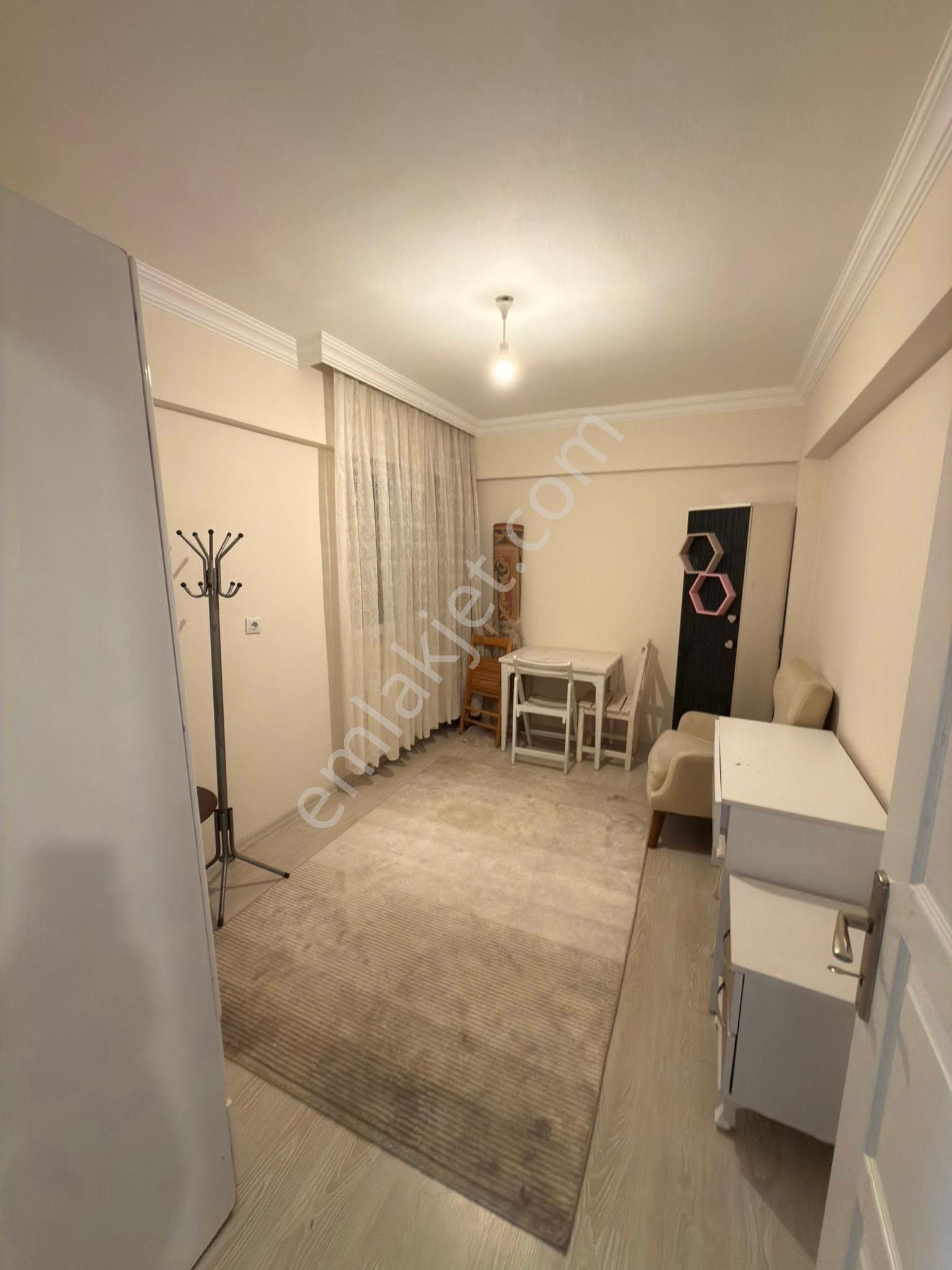 Aydın / Nazilli / Sümer Mahallesi – Satılık 2+1 Daire 3 Katlı Binanın 2. Katı – Balkonlu - Görsel 9