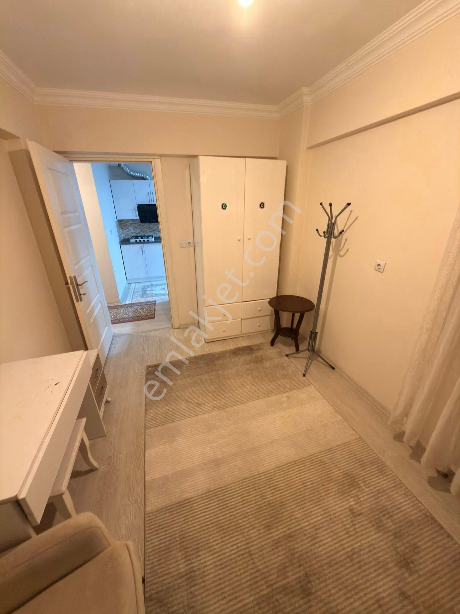 Aydın / Nazilli / Sümer Mahallesi – Satılık 2+1 Daire 3 Katlı Binanın 2. Katı – Balkonlu - Görsel 6