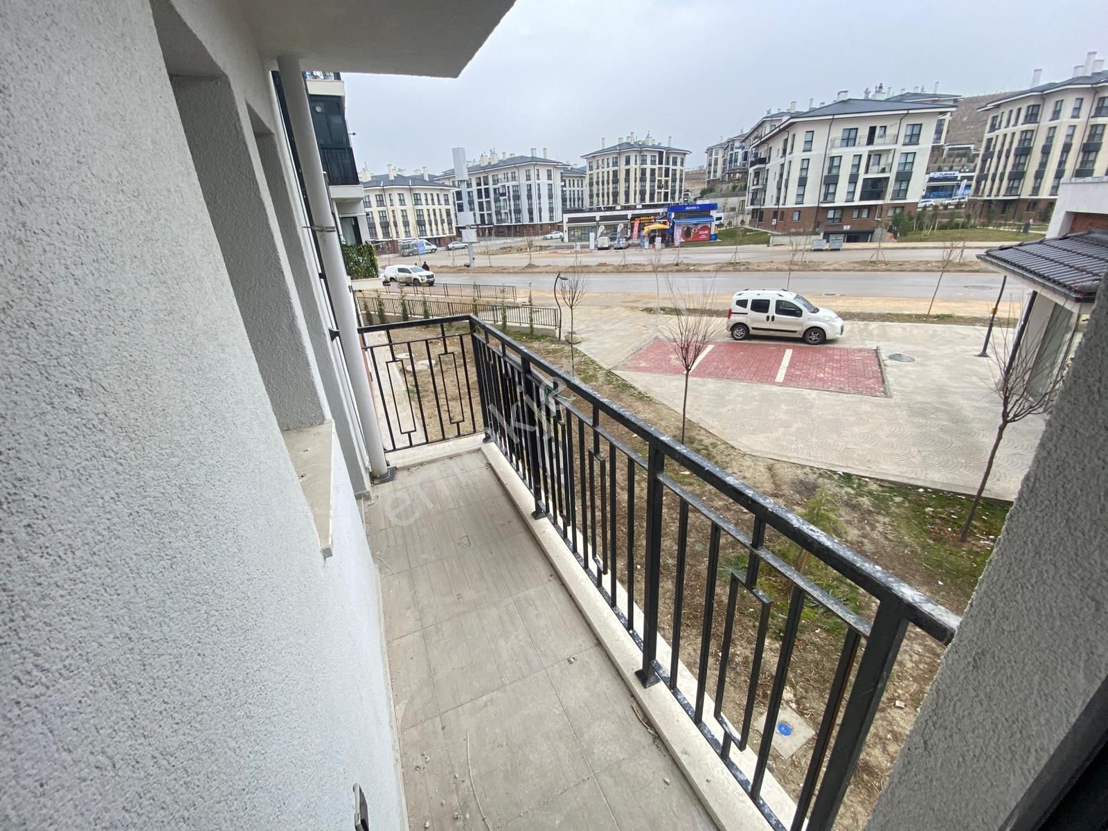 Sym'den Saraycık Mh Ara K. Ebeveny B. Asansörlü 3+1dairee!! - Görsel 15