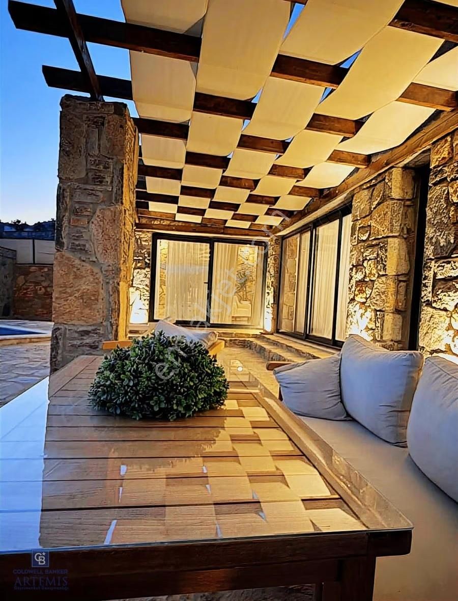 Bodrum Kızılağaç Satılık Havuzlu Otoparklı Luks Taş Villa