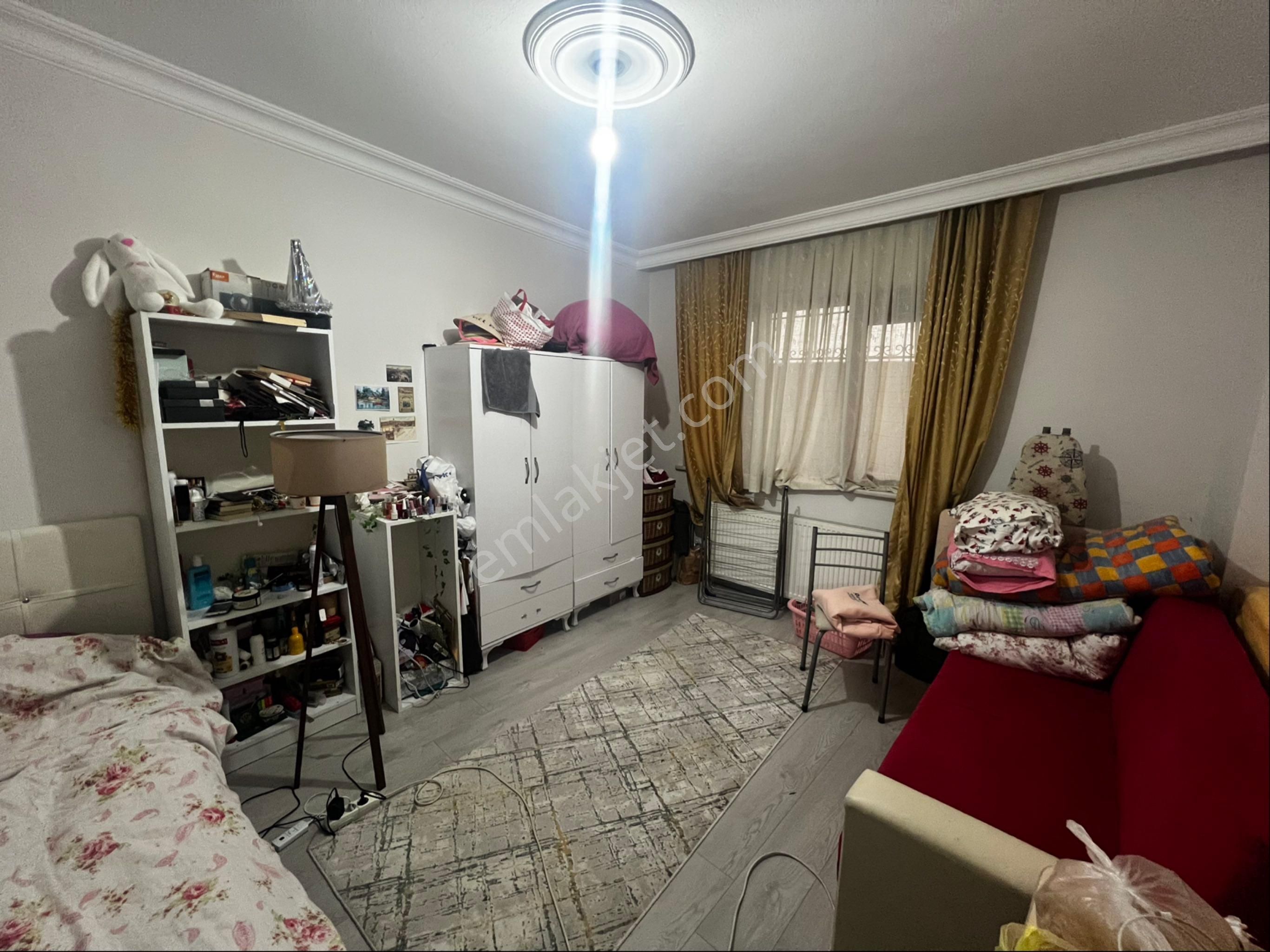 Naz Emlaktan Murat Reis Mahallesinde Asansörlü Otoparklı Genç Binada 2+1 Satılık Daire - Görsel 2