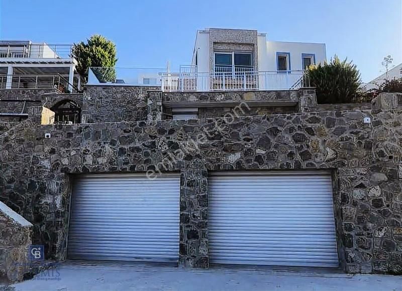 Yalıkavak Kızılburunda Full Deniz Manzaralı 4+2 Havuzlu Villa