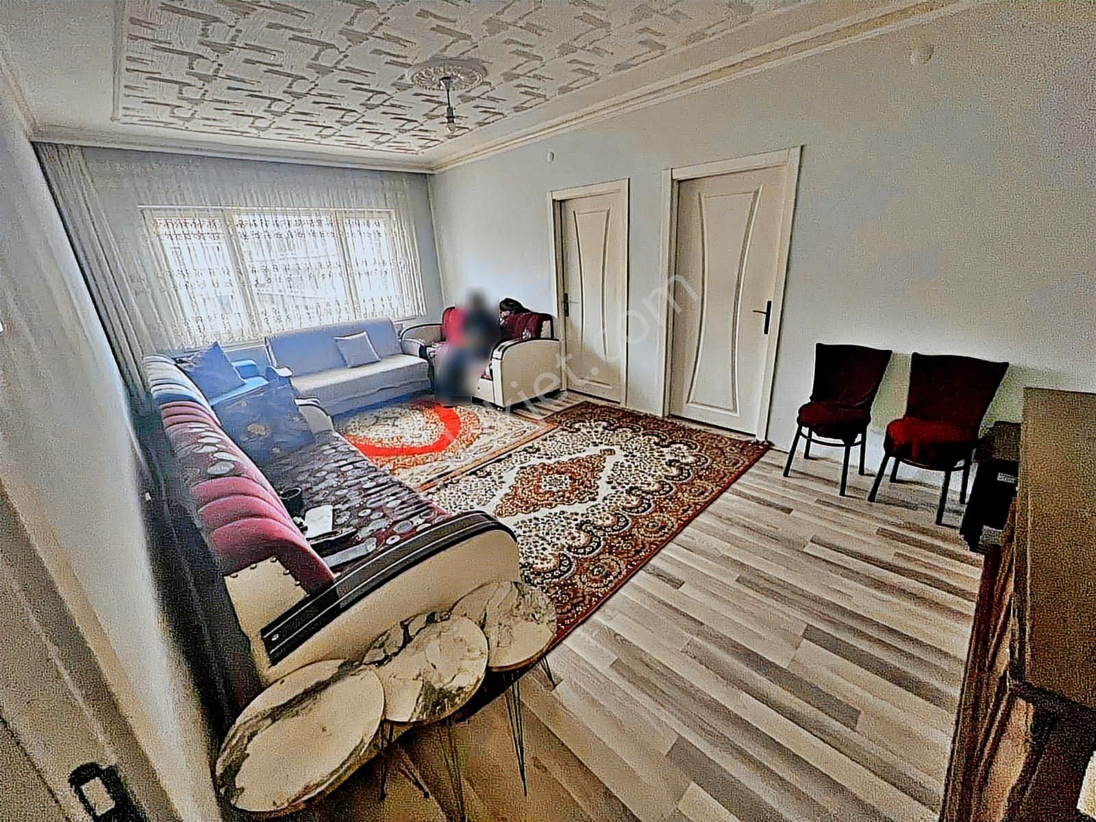 Sym'den Atatürk Mh Katta Merkeze Konumunda Geniş Yapılı 3+1daire - Görsel 5