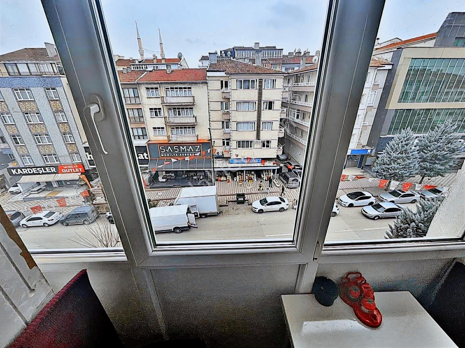 Sym'den Atatürk Mh Katta Merkeze Konumunda Geniş Yapılı 3+1daire - Görsel 21