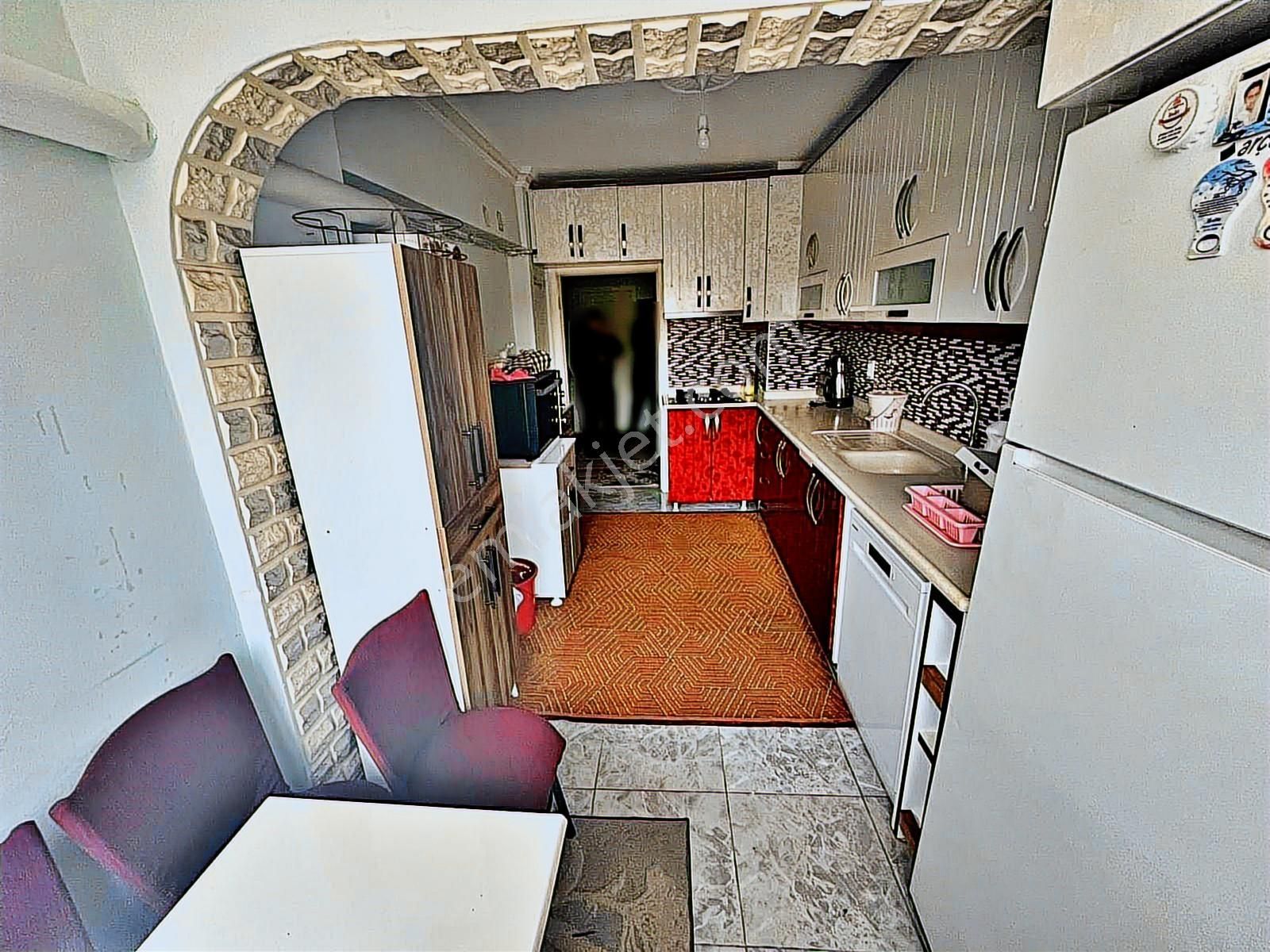 Sym'den Atatürk Mh Katta Merkeze Konumunda Geniş Yapılı 3+1daire - Görsel 24