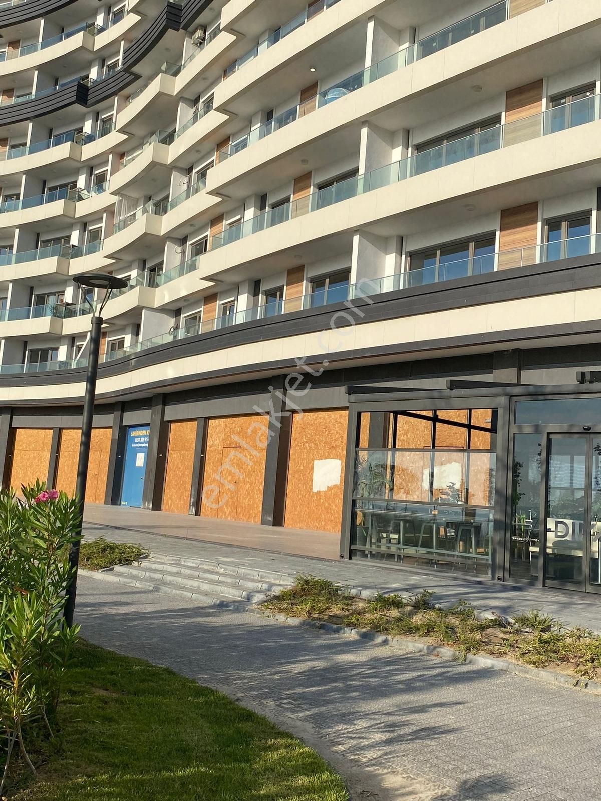 Demir Lıfe Alkent 2000'de Göl Manzaralı Prestijli Ticari Ünite - Görsel 5