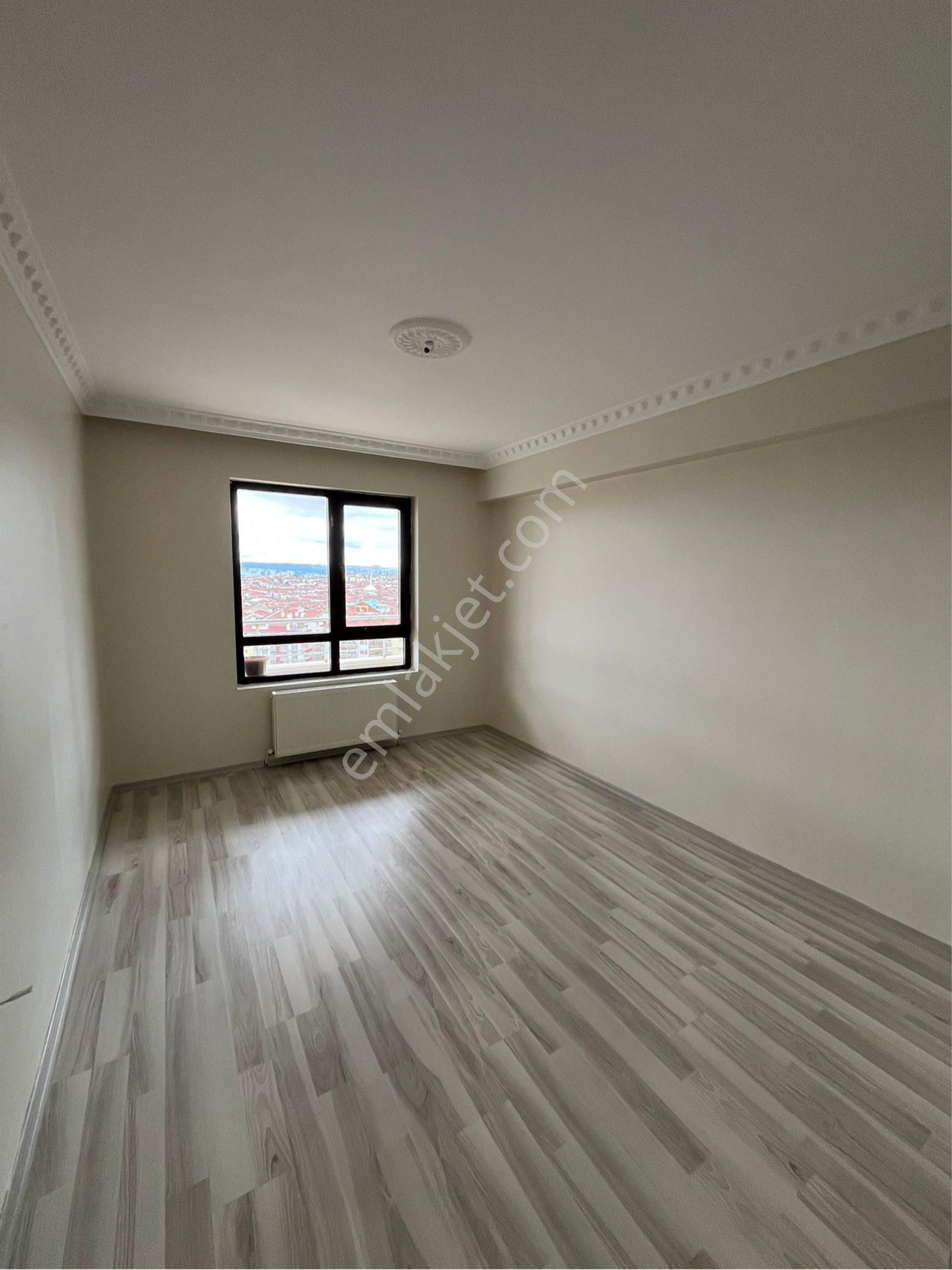 23 Nisan Okul Yanı Katta Asansörlü E.banyolu Ankara Manzaralı3+1 - Görsel 25