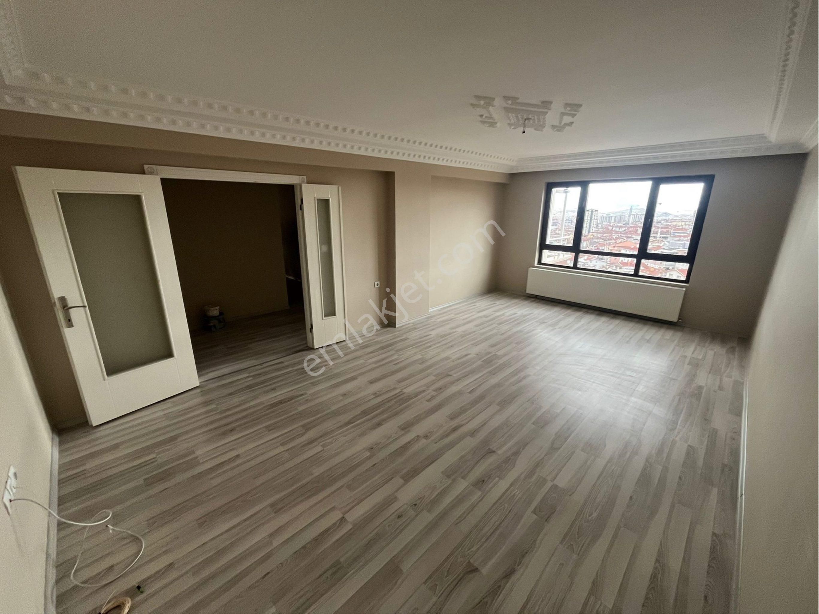 23 Nisan Okul Yanı Katta Asansörlü E.banyolu Ankara Manzaralı3+1