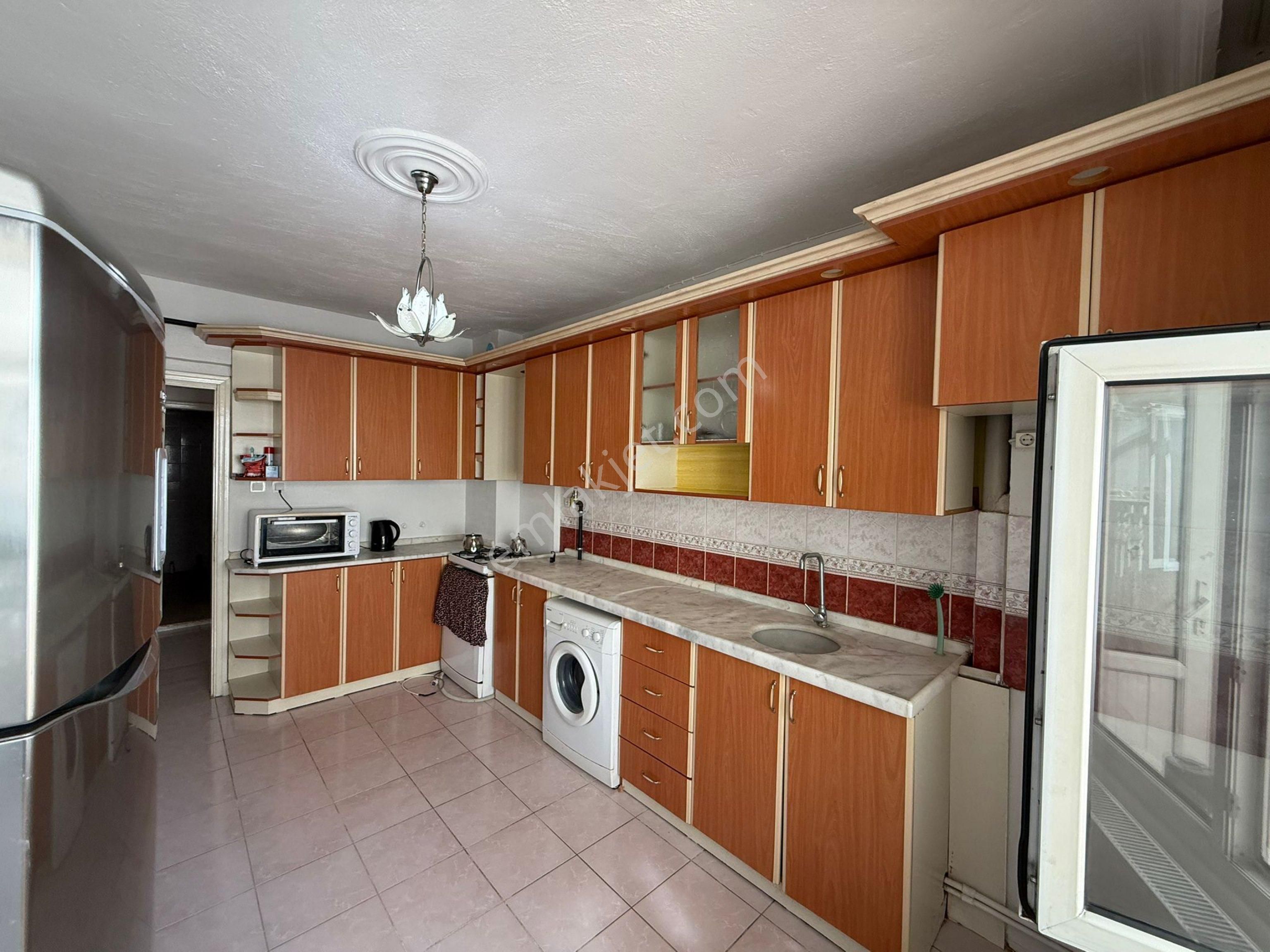 Rota’dan Satılık Yeni Mah. 8 Katlılar Beyoğlu İnş. Güney Cephe & Ara Kat Daire - Görsel 2