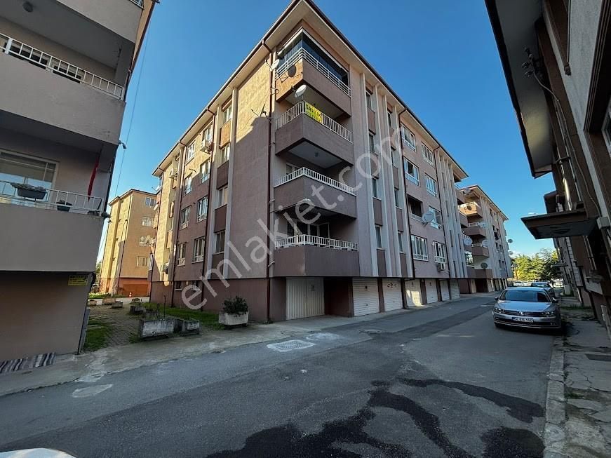 Cumhuriyet Mahallesinde Merkezi Konumda 3+1 Geniş Ferah Daire - Görsel 4