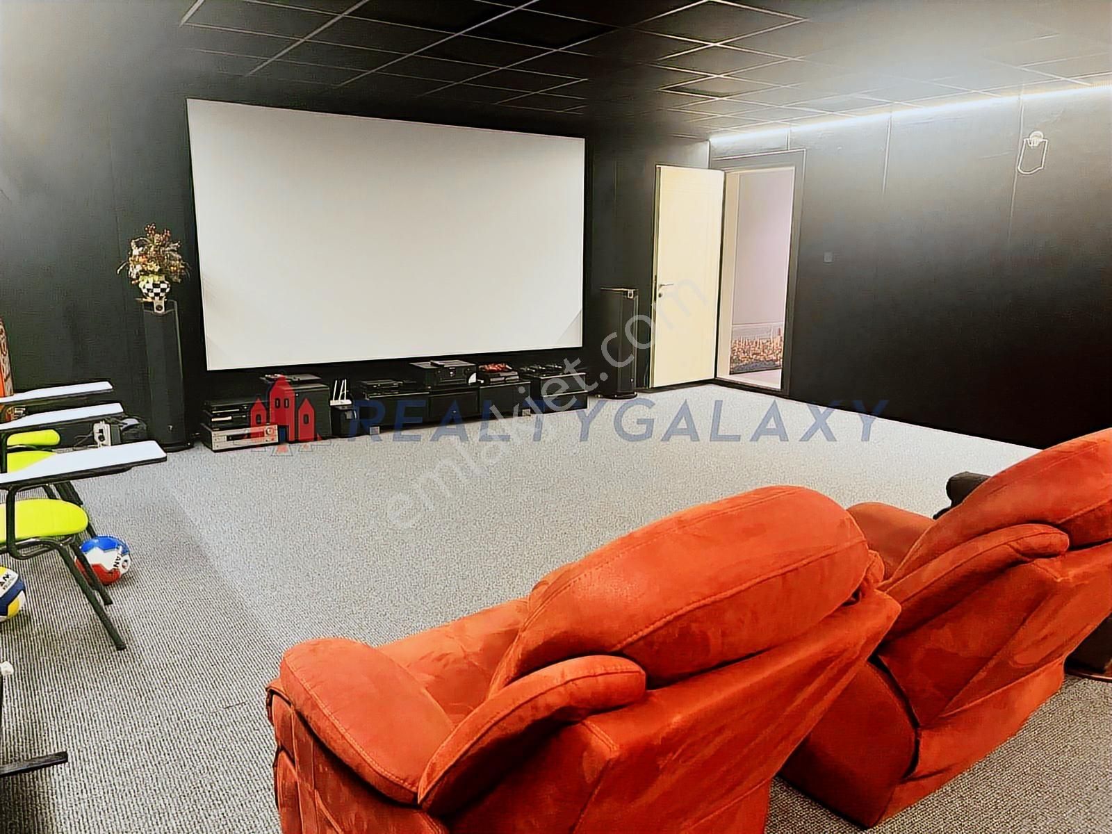 Toskana Vadisi'nde Eşsiz 8+2 Malikane - Görsel 9