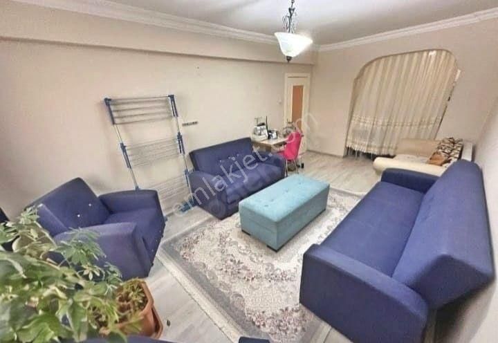 Peyami Sefa'da Açık Cepheli,cadde Yakını 3+1 Amerikan Mutfak/3+1