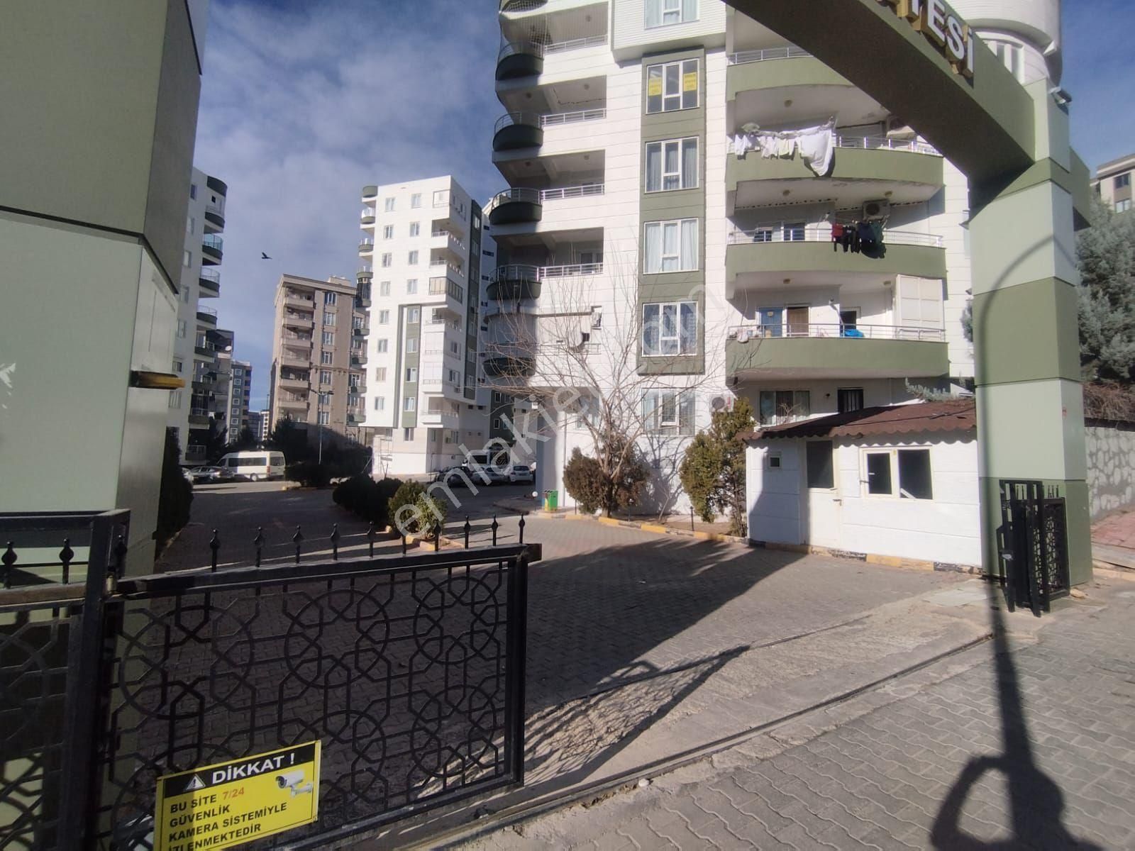 Güzelşehir Yakamoz Sitesinde Satılık Son Kat Uygun Fiyata - Görsel 2