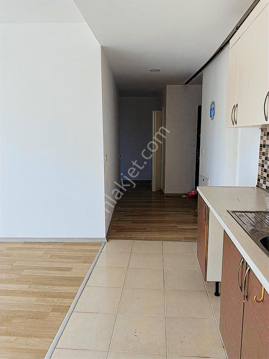 Bahçeşehir Sky Sitesinde Boş, Hemen Taşınmaya Uygun 2,5+1 Fır - Görsel 16