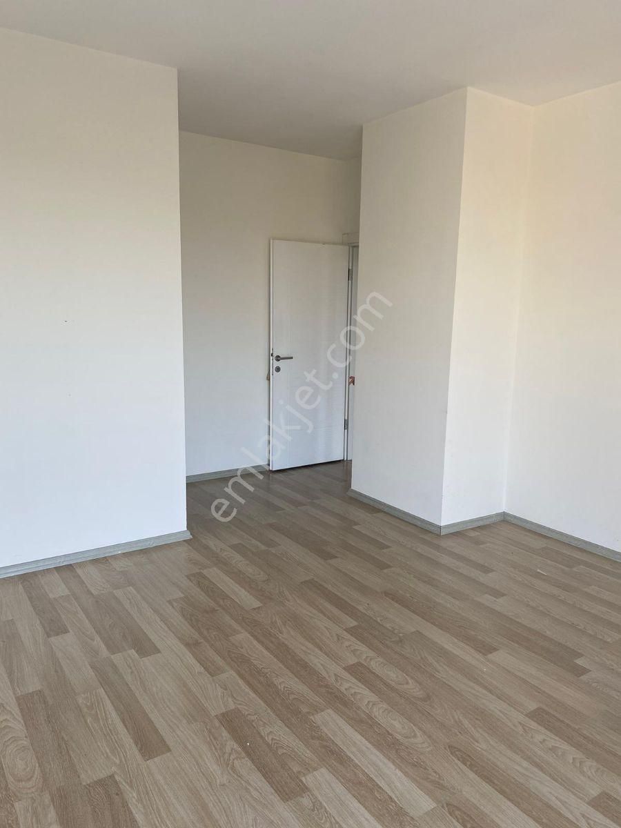 Bahçeşehir Sky Sitesinde Boş, Hemen Taşınmaya Uygun 2,5+1 Fır - Görsel 27