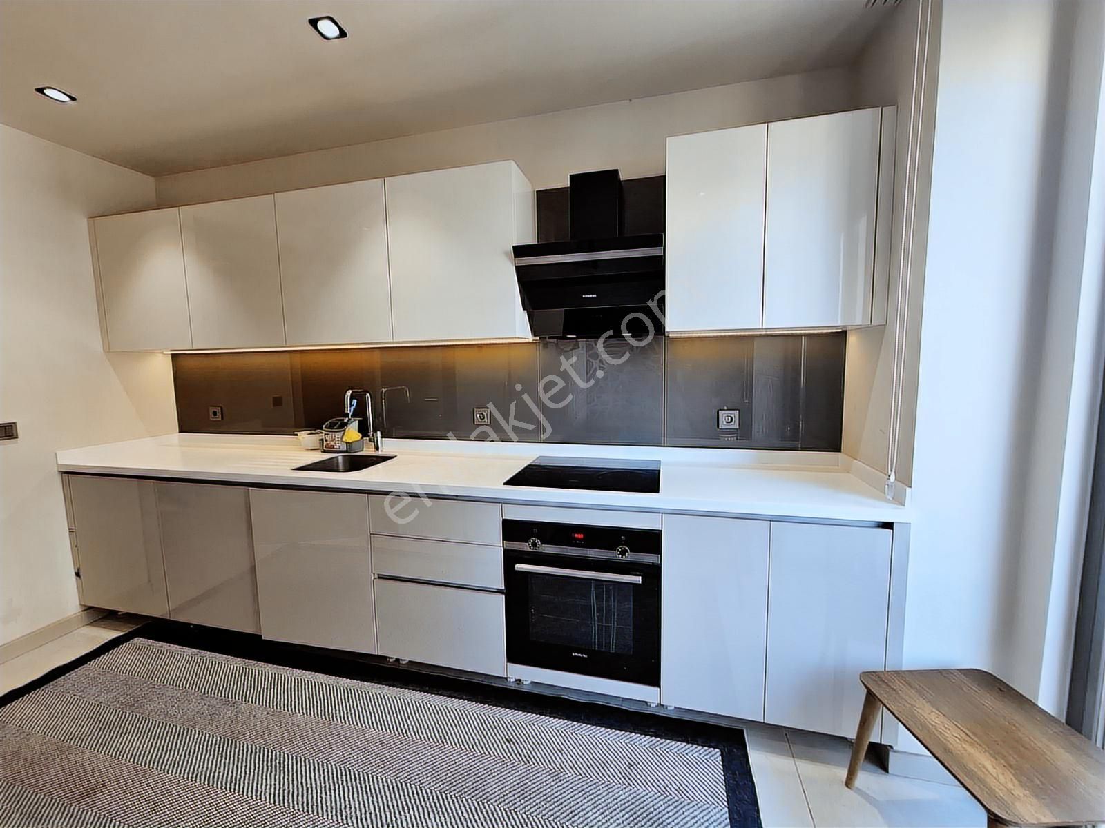 Beylikdüzü Demir Country'de Satılık Masrafsız Temiz 3+1 - Görsel 7