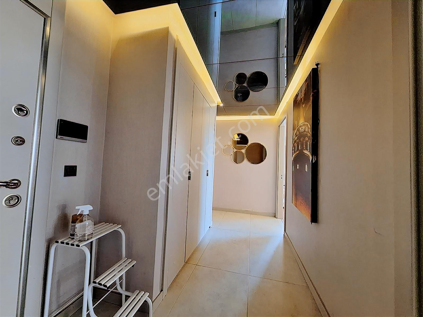 Beylikdüzü Demir Country'de Satılık Masrafsız Temiz 3+1 - Görsel 18