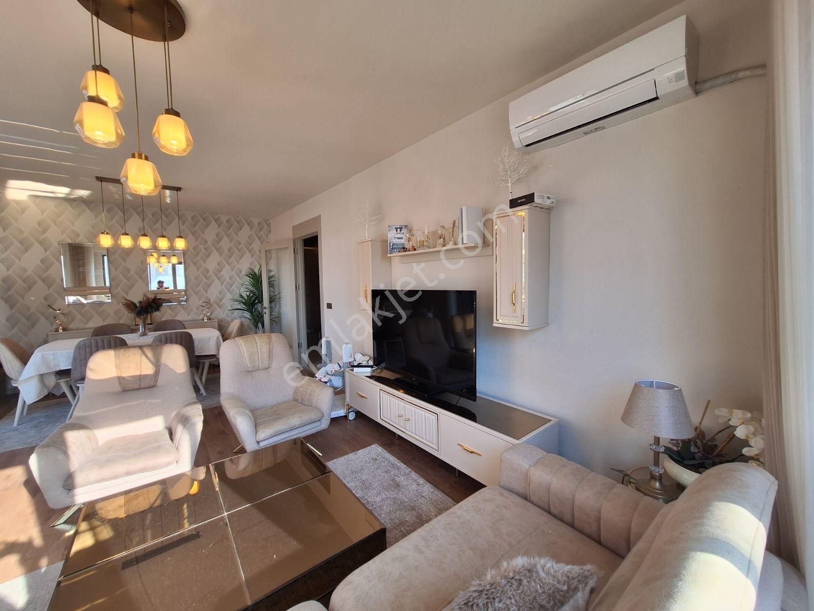 Beylikdüzü Demir Country'de Satılık Masrafsız Temiz 3+1 - Görsel 23