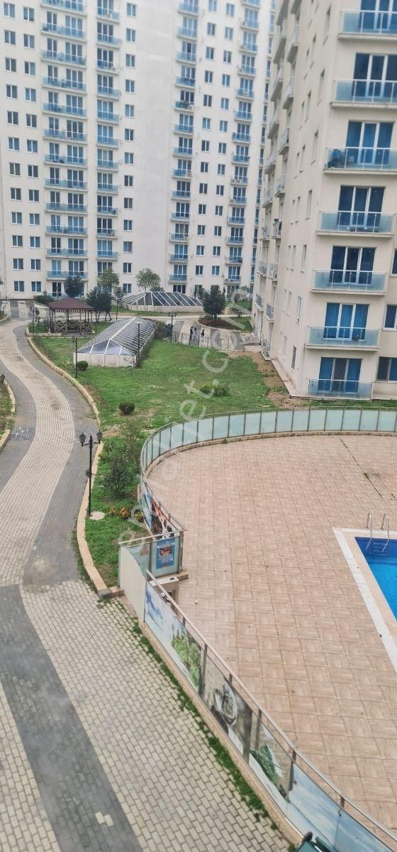 Metrobüse Yakın Site İçinde Eşyalı 2+1 - Görsel 25