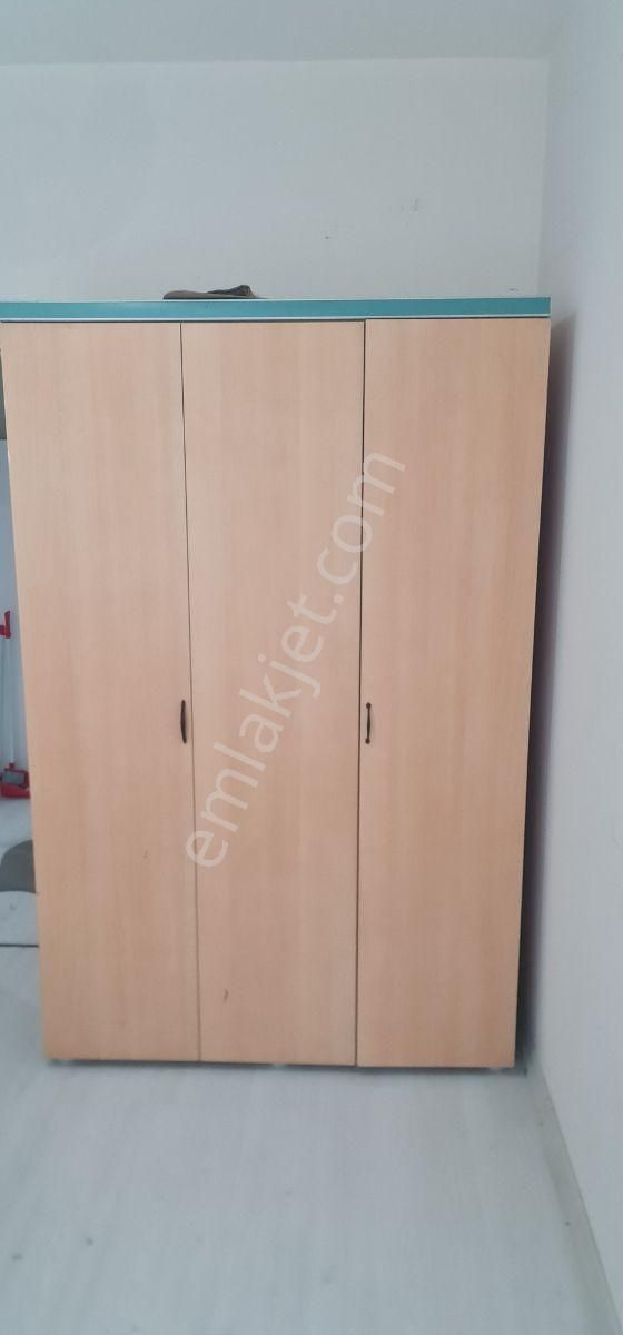 Metrobüse Yakın Site İçinde Eşyalı 2+1 - Görsel 8