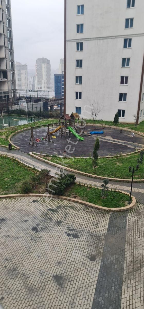 Metrobüse Yakın Site İçinde Eşyalı 2+1 - Görsel 29